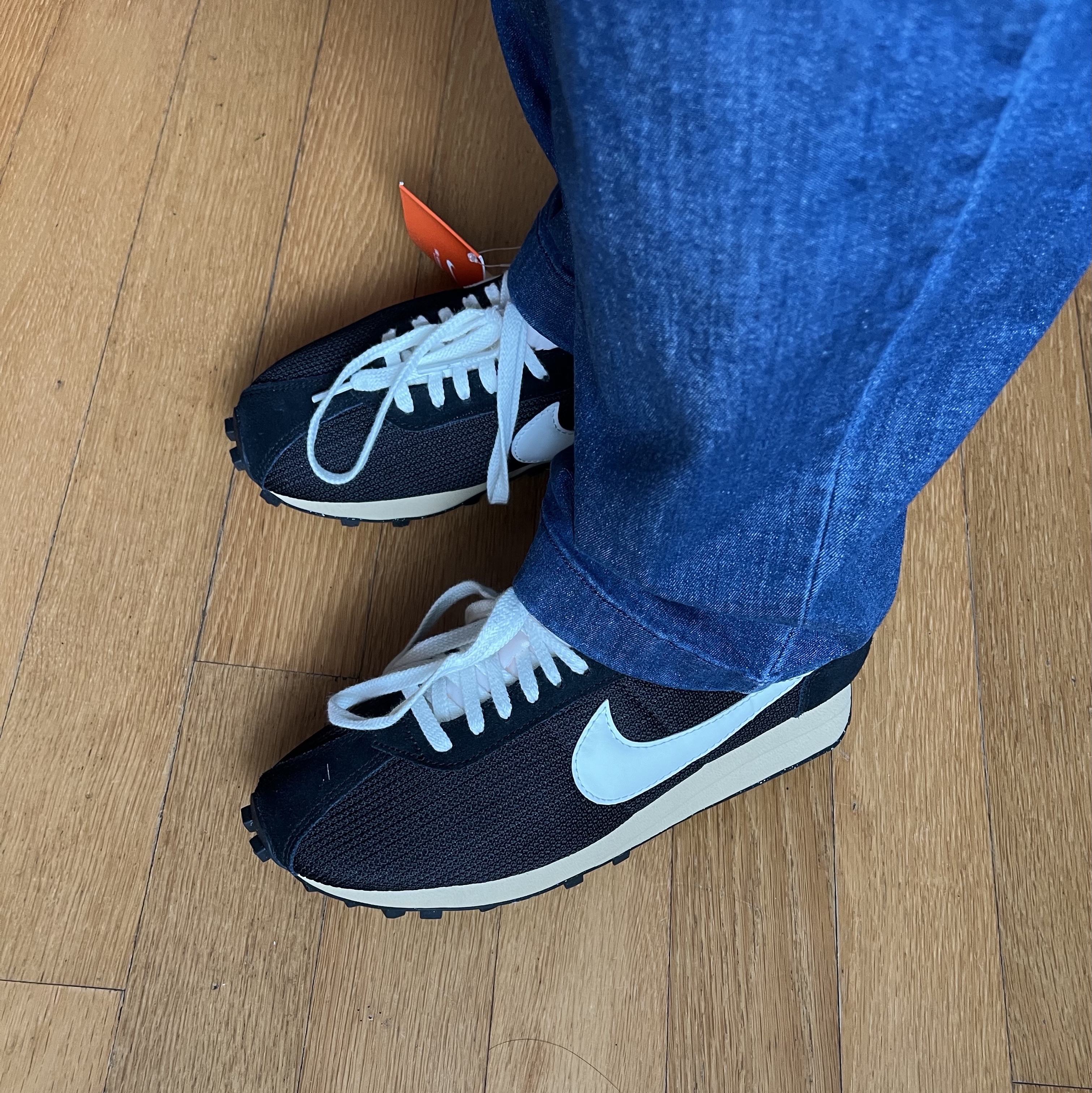Nike LD-1000 SP Black and Sail 착용 스타일 - 2