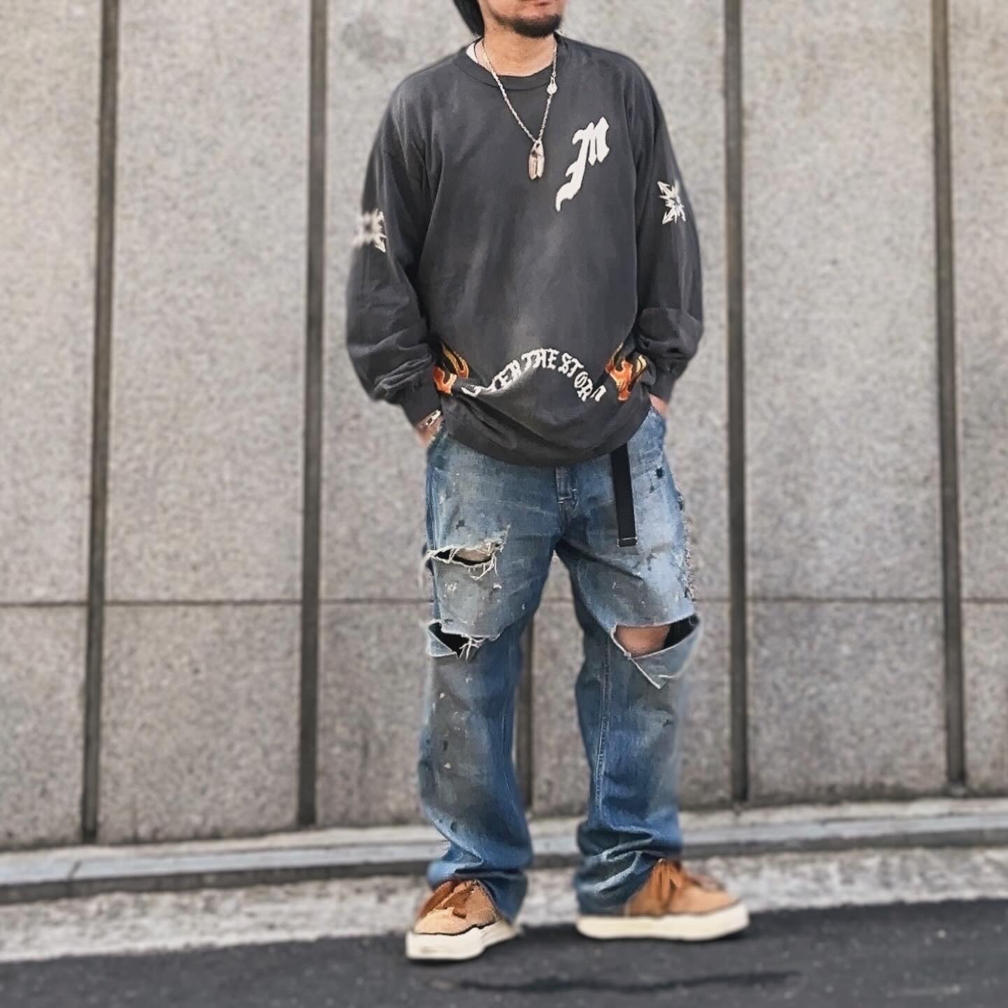 Saint Mxxxxxx M Long Sleeve T-Shirt Black - 24SS, Saint Mxxxxxx Painter Denim Pants Blue - 24SS 착용 스타일 - 1