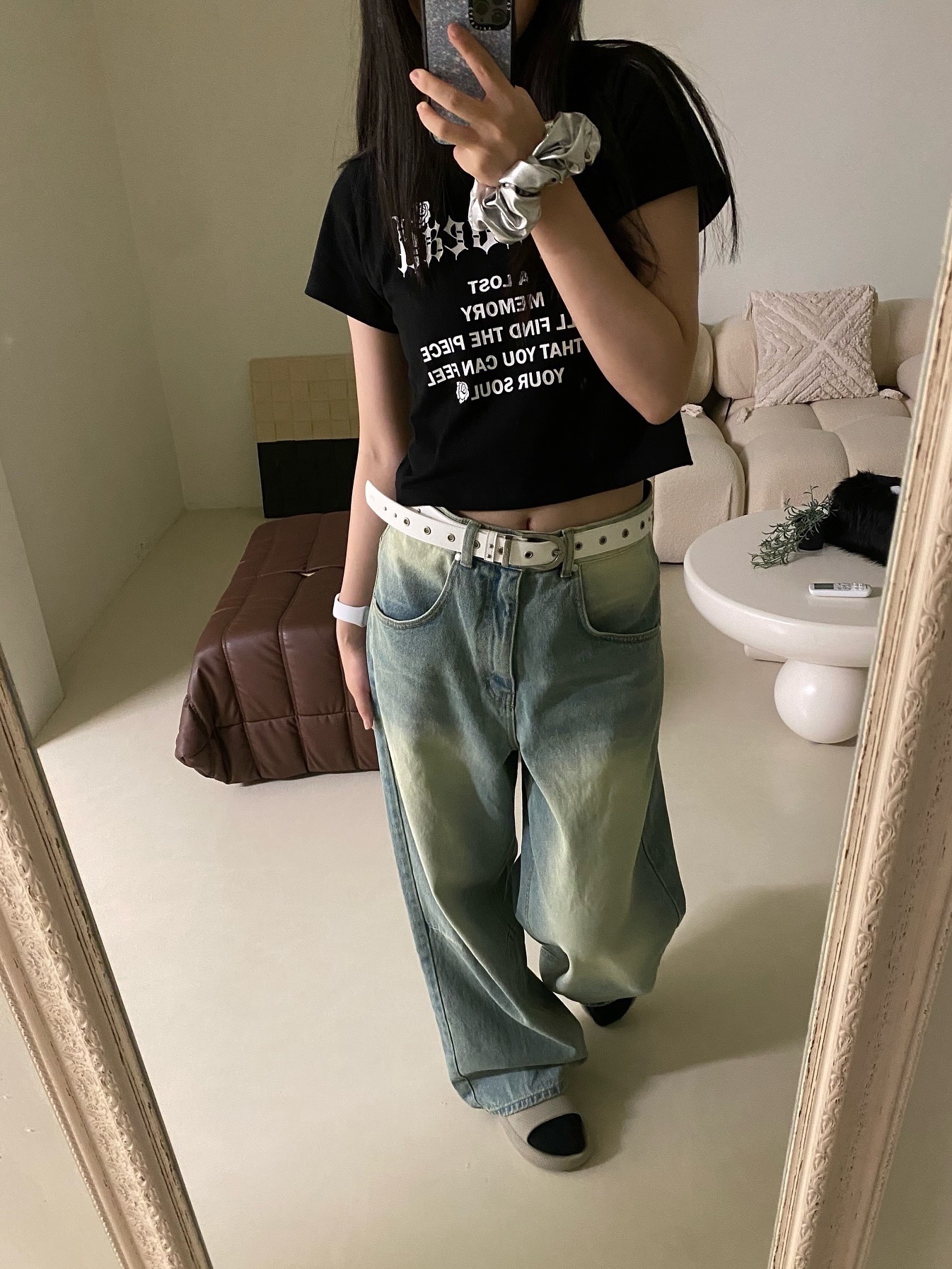Suade Color Washed Denim Blue, Suade Color Washed Denim Black 착용 스타일