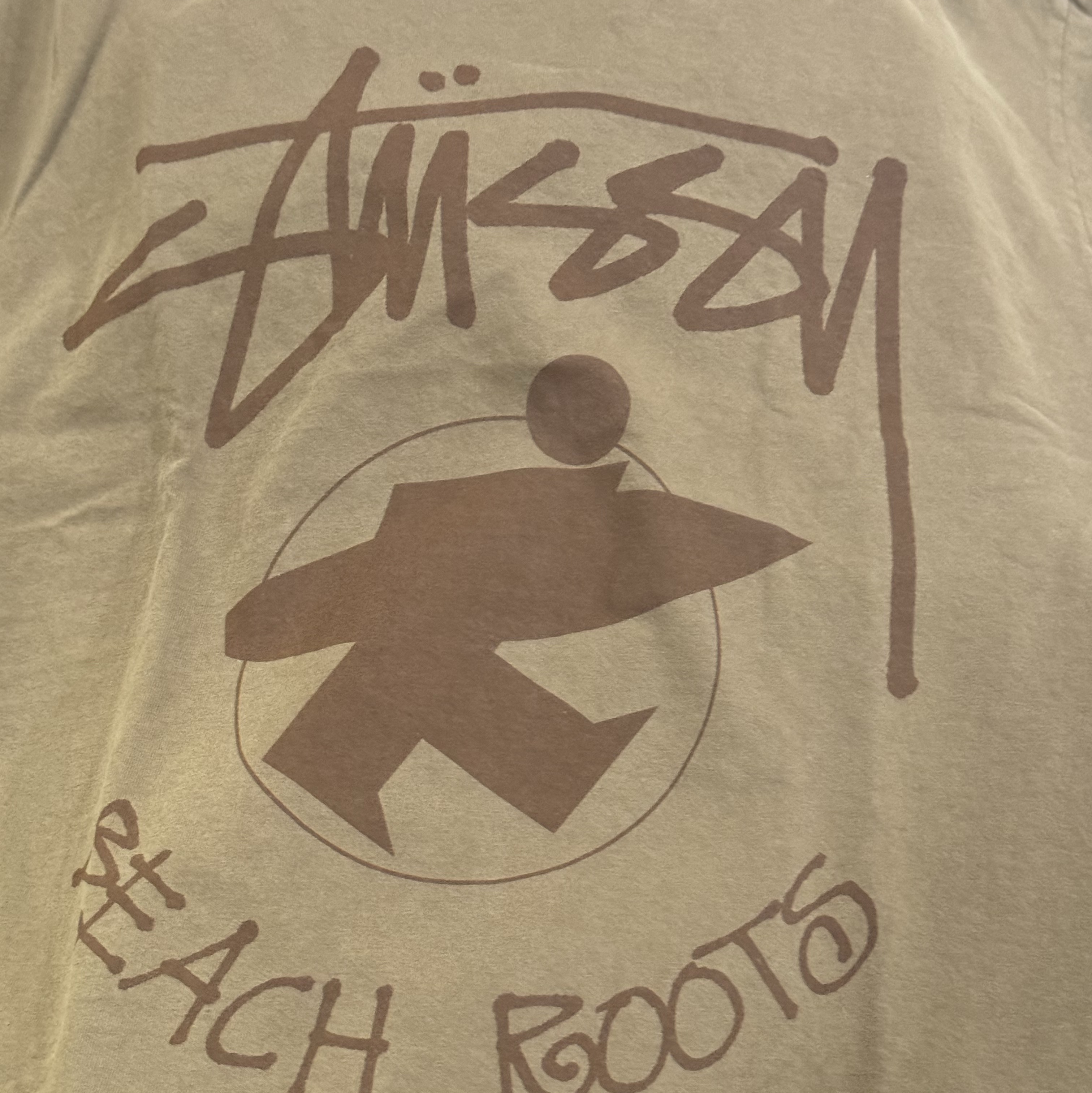 Stussy Beach Roots Pigment Dyed T-Shirt Brown 착용 스타일