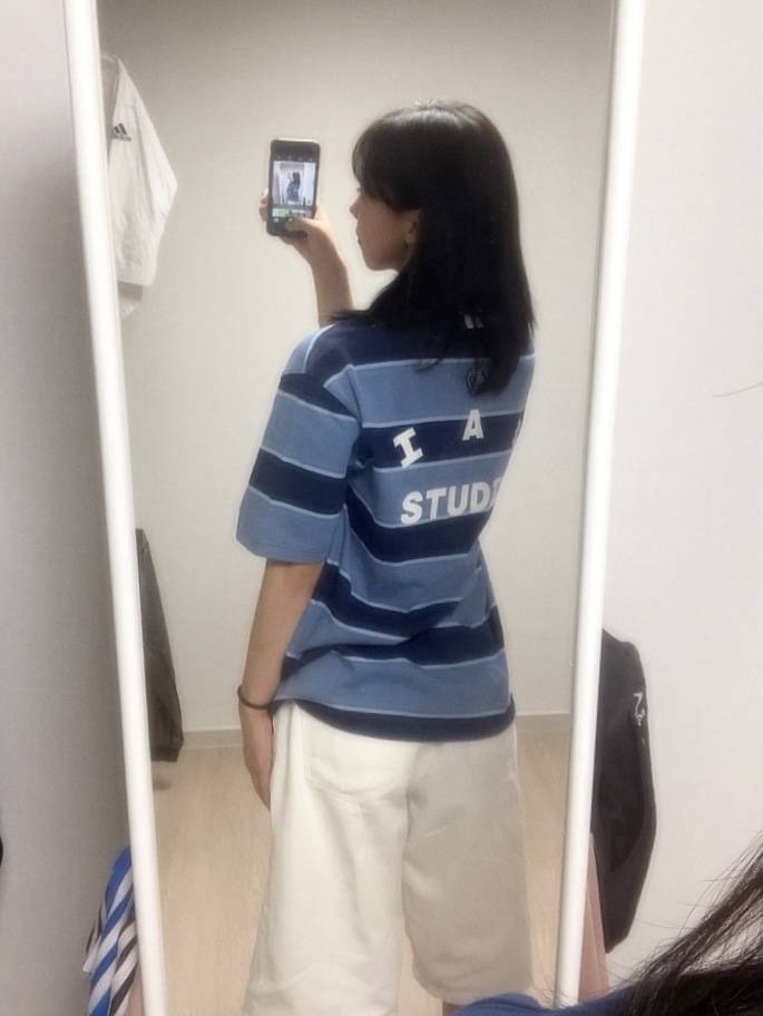 IAB Studio Striped T-Shirt Blue White 착용 스타일 - 1