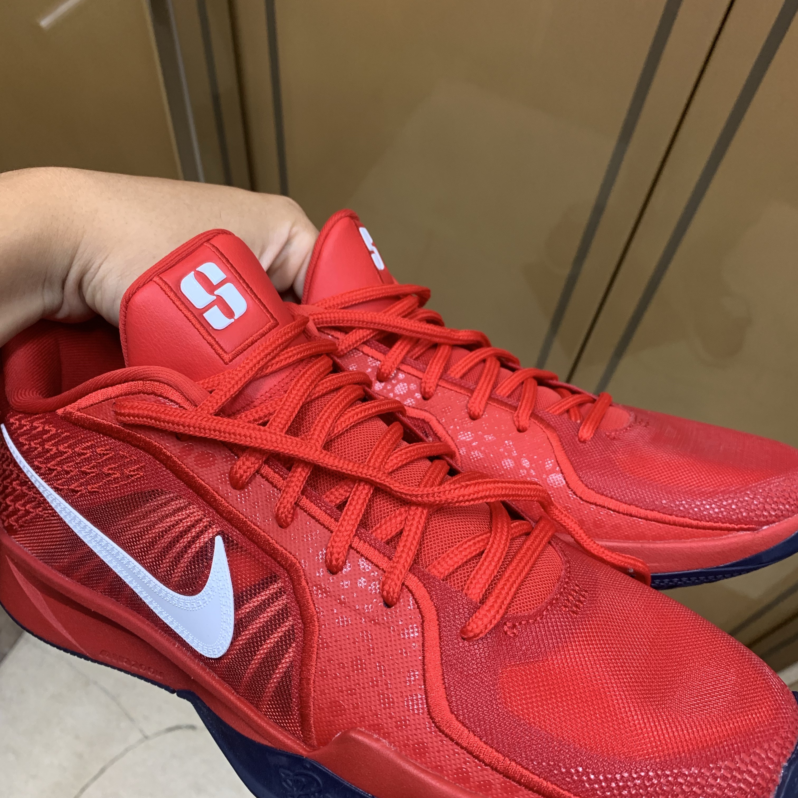 Nike Sabrina 2 EP Sport Red 착용 스타일