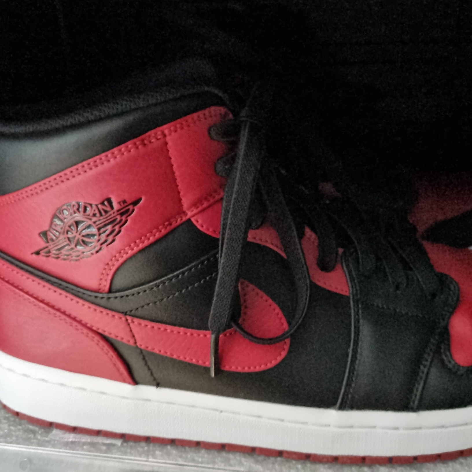 Jordan 1 Mid Bred Banned 2020 착용 스타일