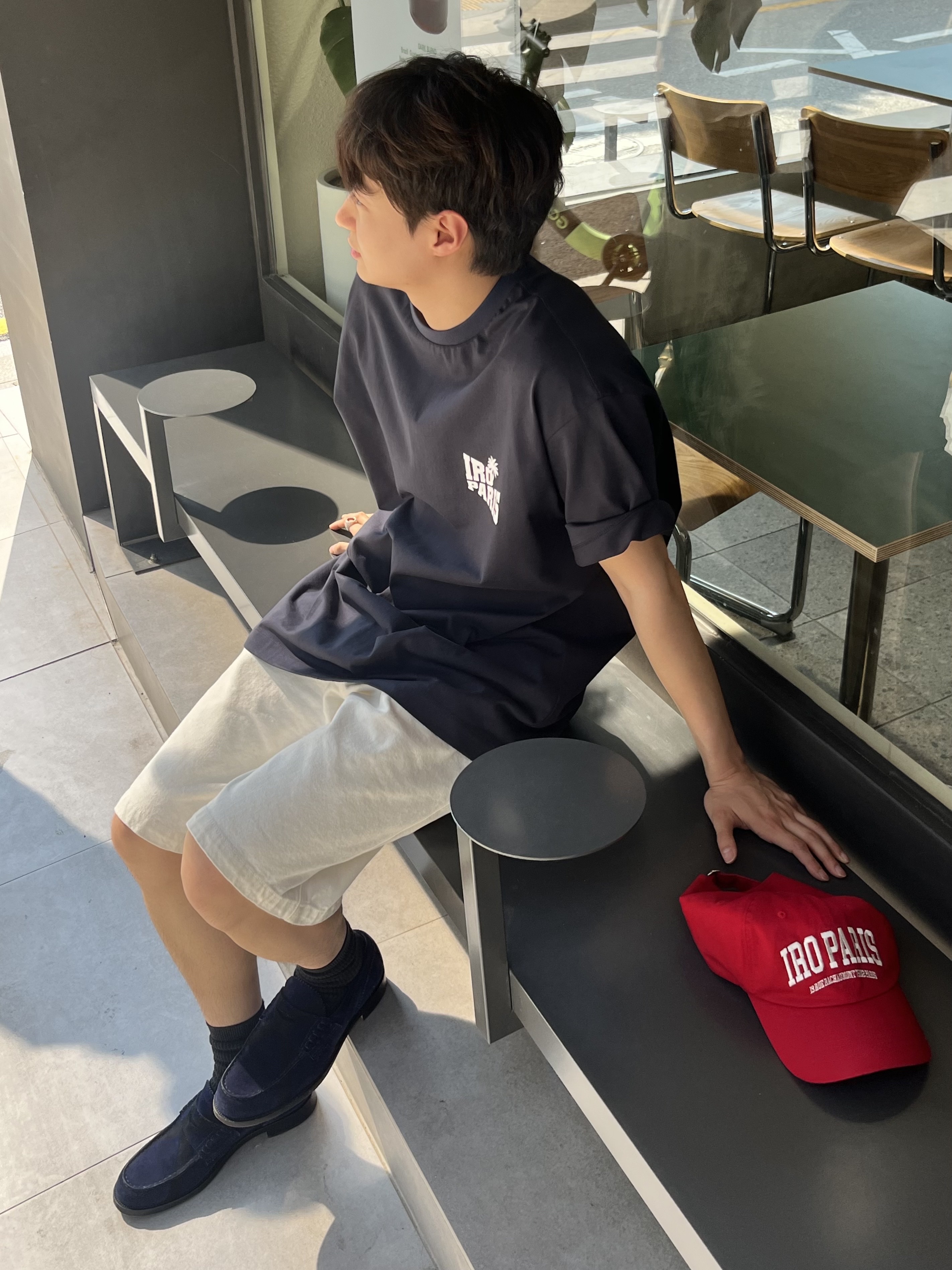 Iro Palmtree Graphic Semi Over Cotton T-Shirt Grey, Iro Club De Paris Edition Cotton Ball Cap Red 착용 스타일 - 1