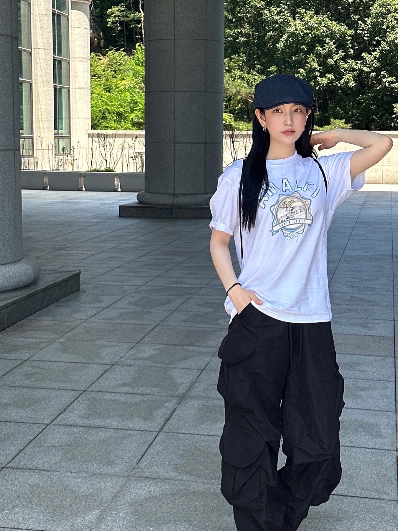 Suade Nylon Cargo Pants Grey, Suade Nylon Cargo Pants Black 착용 스타일