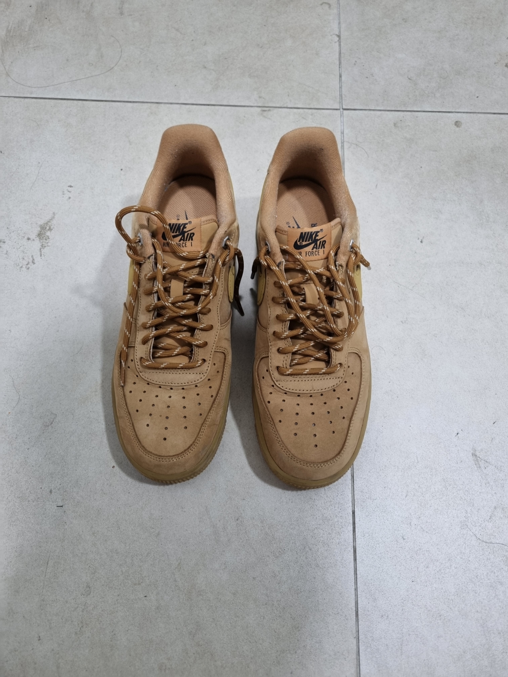 Nike Air Force 1 '07 WB Flax 착용 스타일 - 6
