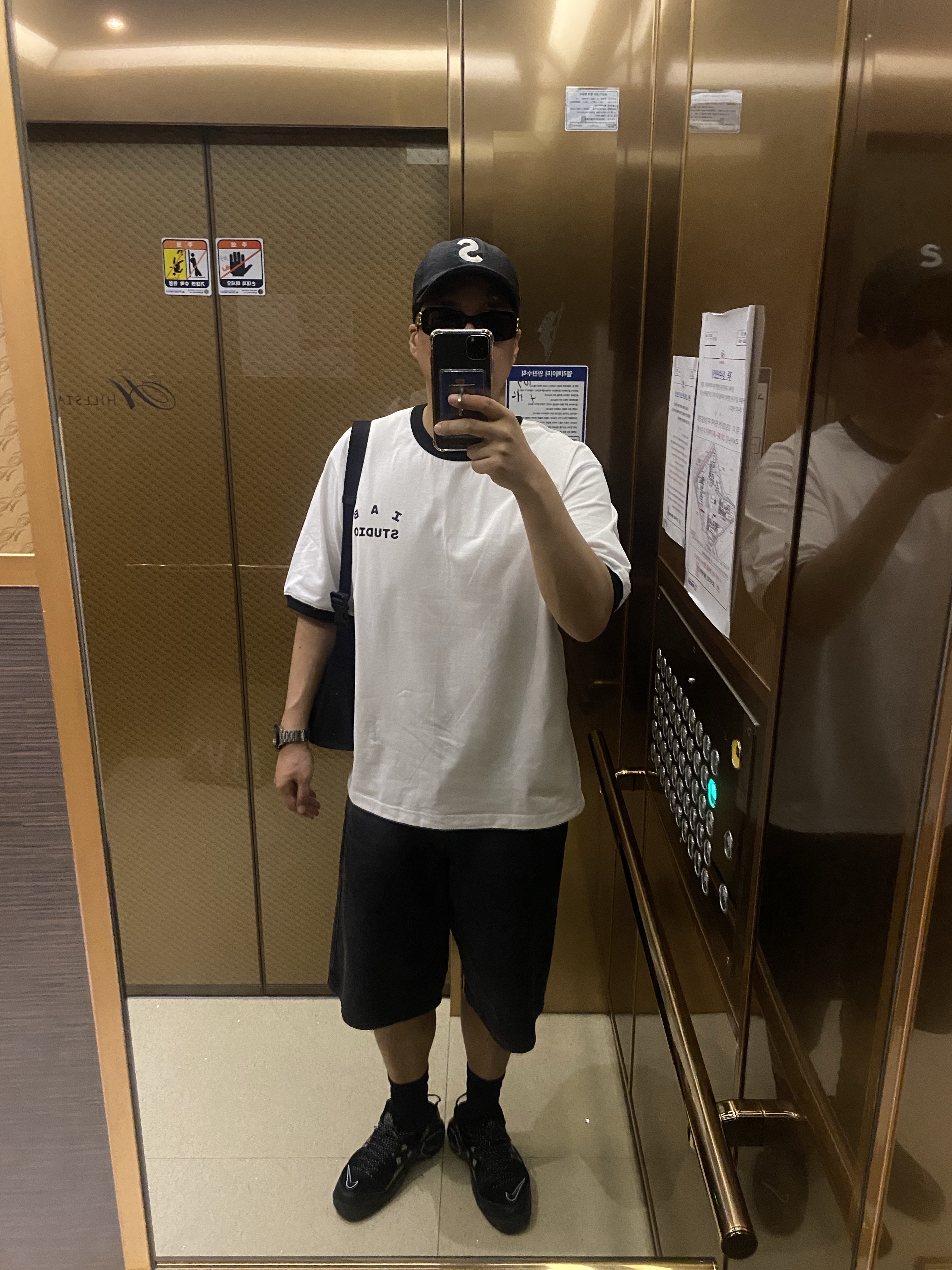 Supreme Raffia S Logo 6-Panel Black - 22SS, IAB Studio Established T-Shirt White Black 착용 스타일