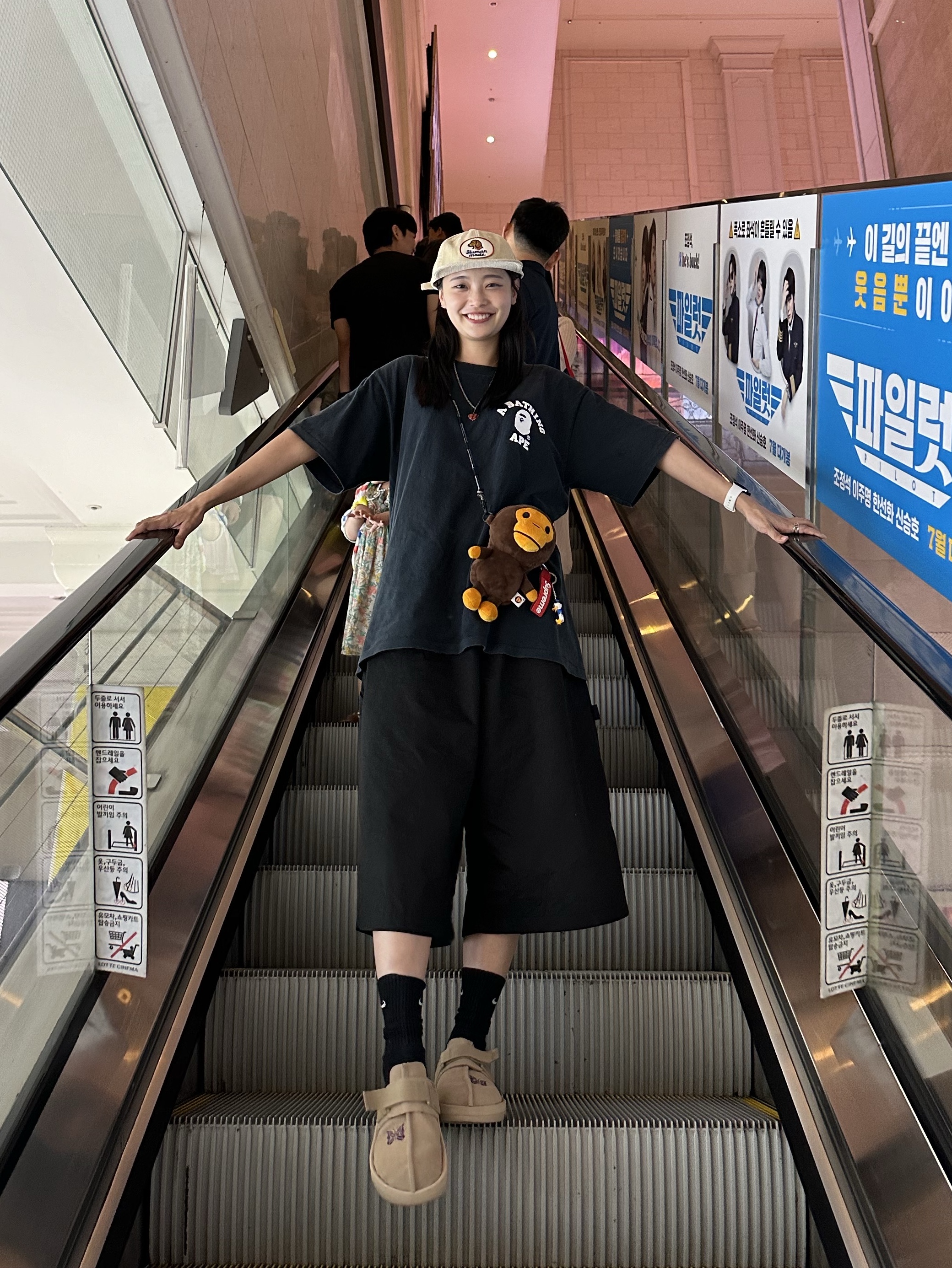 Reebok x Needles Beatnik Beige, Human Made Five Heart Necklace Silver 착용 스타일 - 4