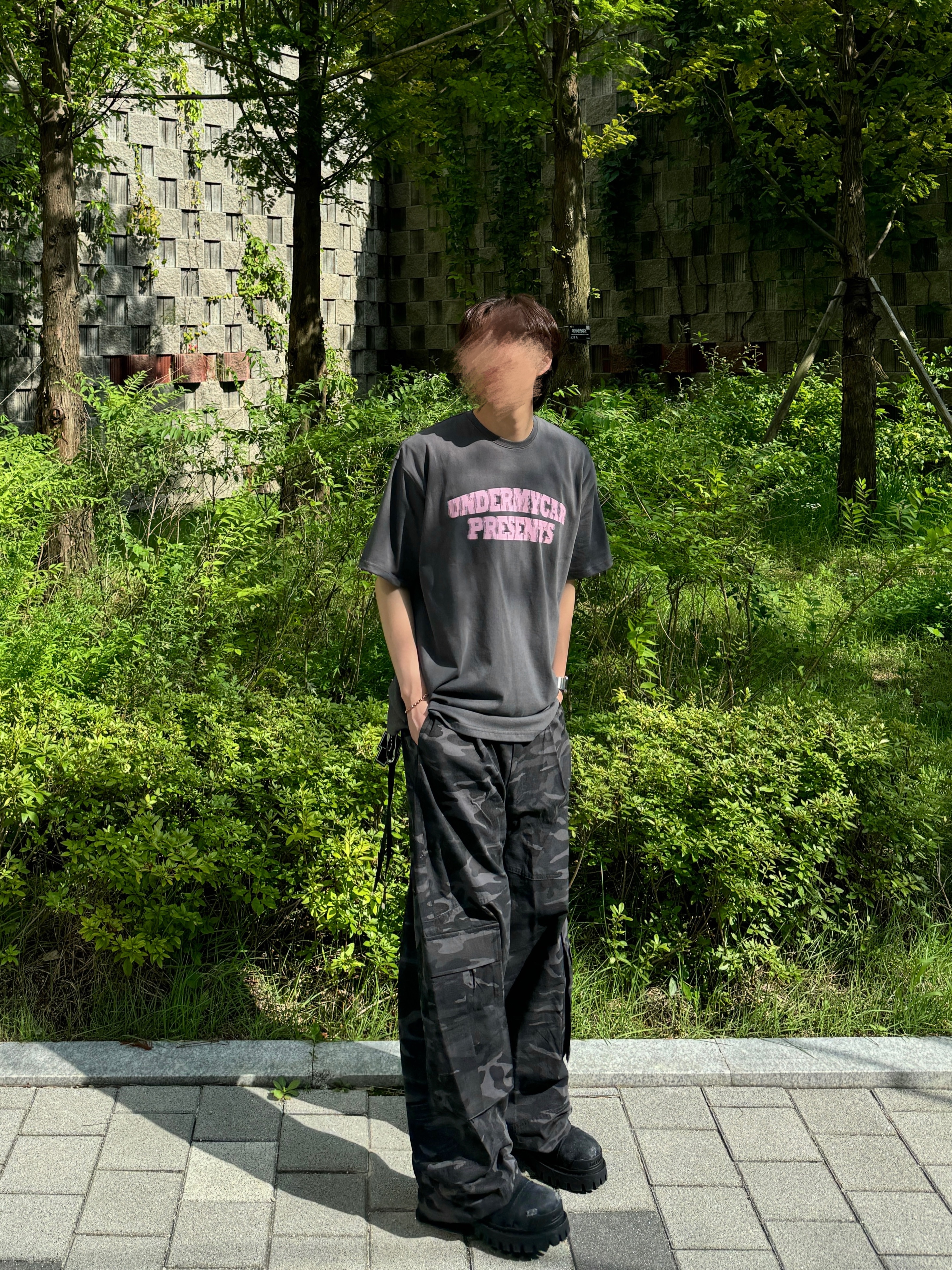 Undermycar Mu.53 Anti Fxxking Logo Play Big Cargo Rip-Camo Pants Camo Gray, Balenciaga Combat Strike 20mm Boots Black 착용 스타일 - 3