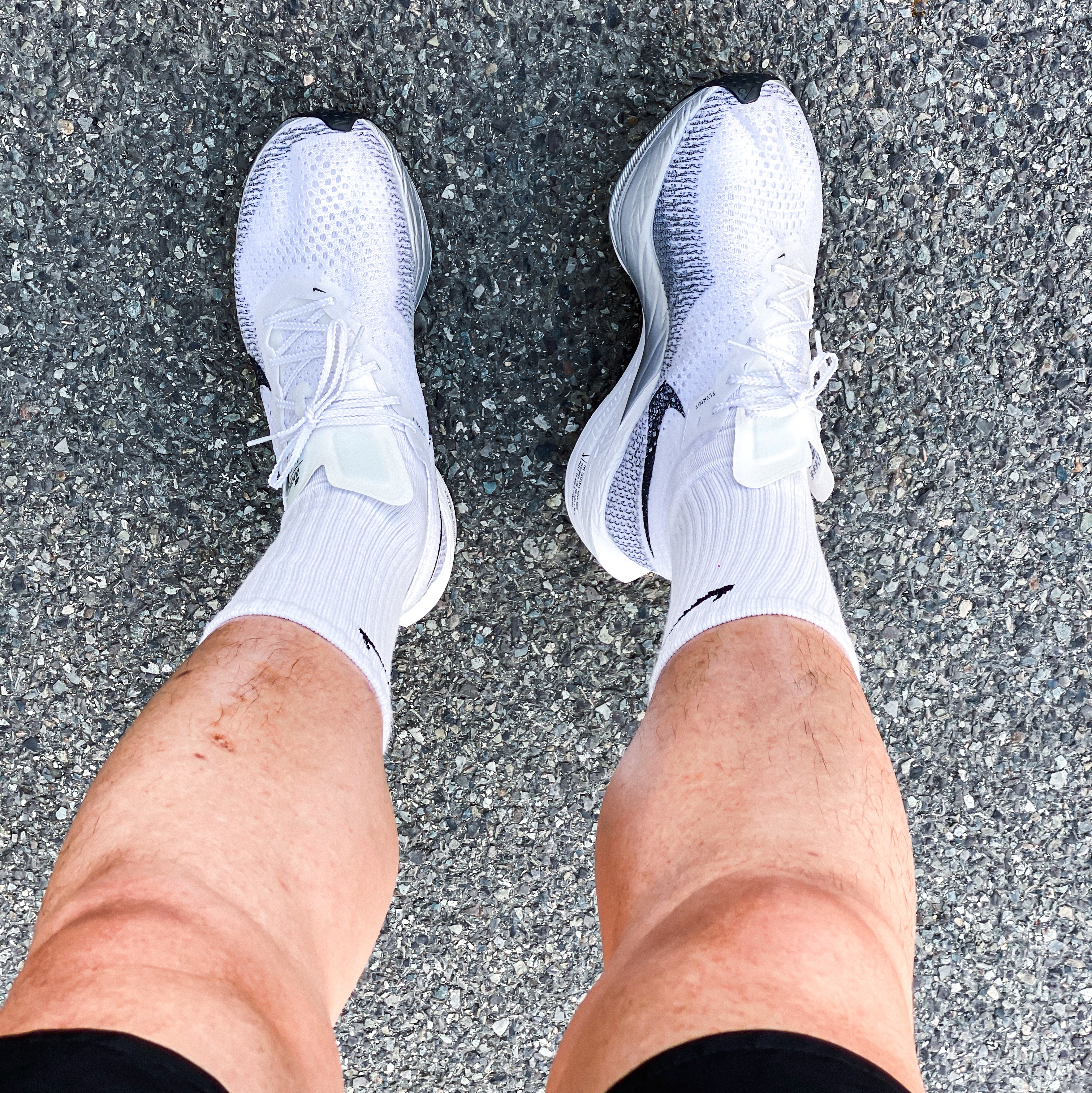 Nike ZoomX Vaporfly Next% 3 White Grey 착용 스타일