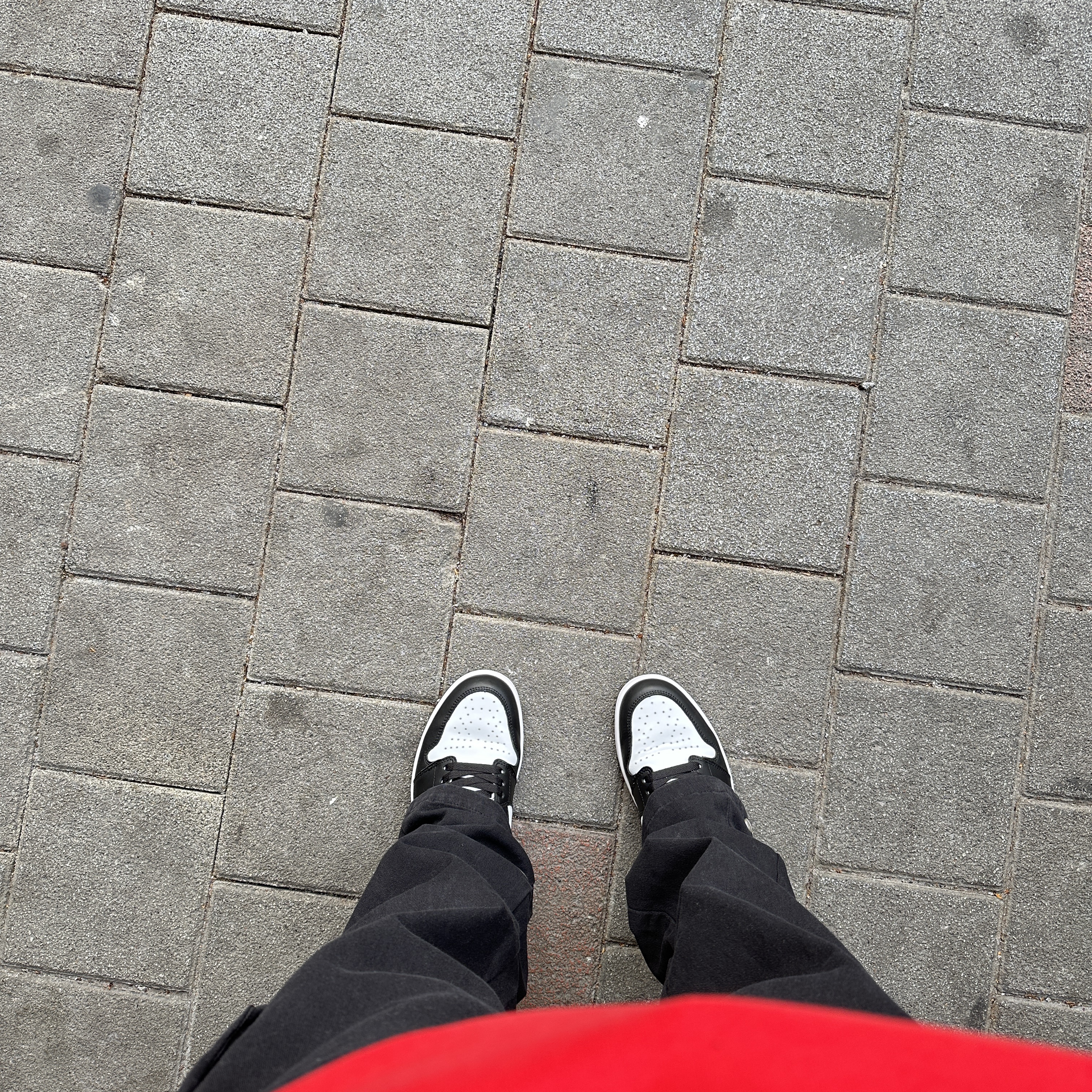 Jordan 1 High 85 Black White 착용 스타일
