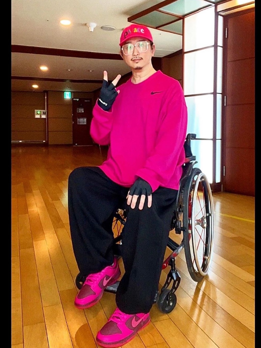 Nike x Stussy Long Sleeve Top Fireberry (FJ9164-615), Palace Start Up Pal Hat Pink - 23SS 착용 스타일 - 1