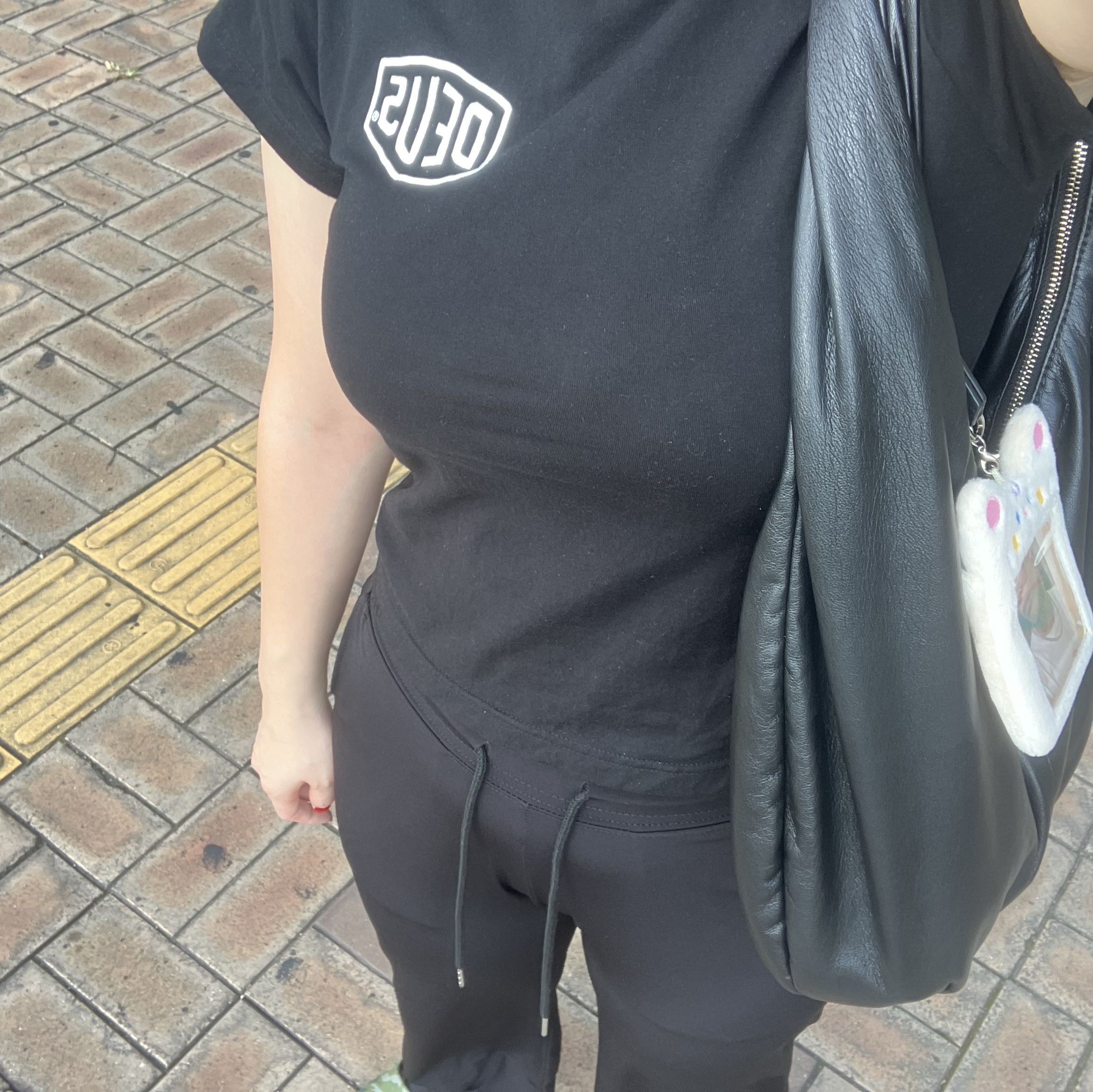 (Kids) Deus Ex Machina College Seoul T-Shirt Black 착용 스타일 - 2