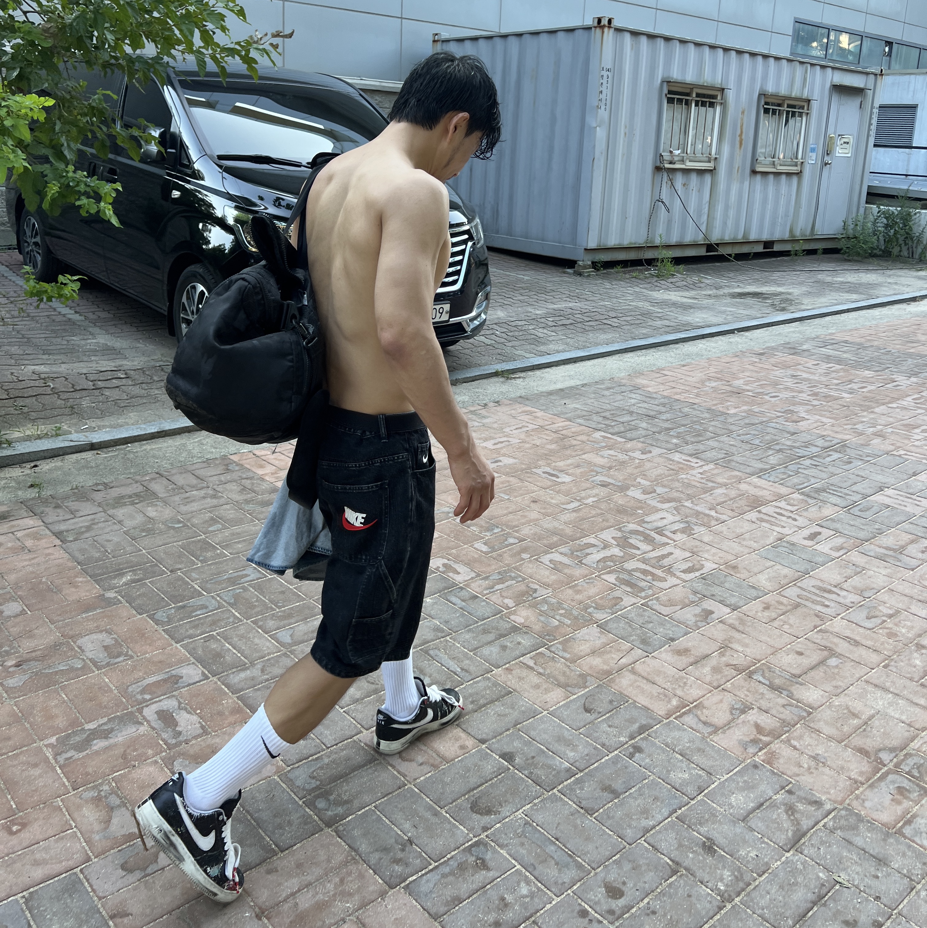 Supreme x Nike Denim Short Black - 24SS, Nike x Peaceminusone Air Force 1 Low Para-Noise 착용 스타일 - 2