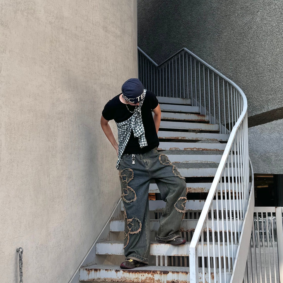 【SURGERY】surgery clover logo patch jeans 'cream' Surgery Clover Logo P STYLE | KREAM