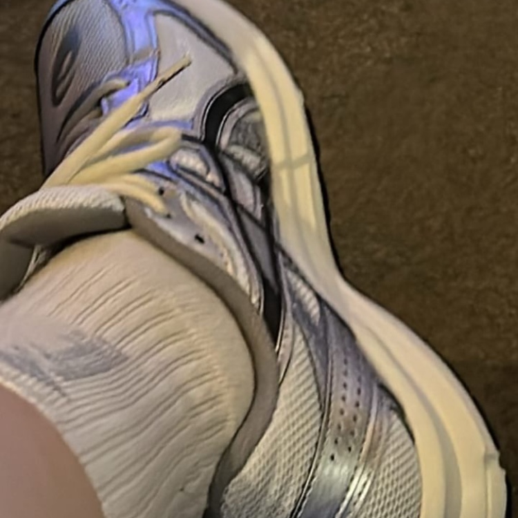 Asics Jog 100 S White Black - 2E Wide 착용 스타일