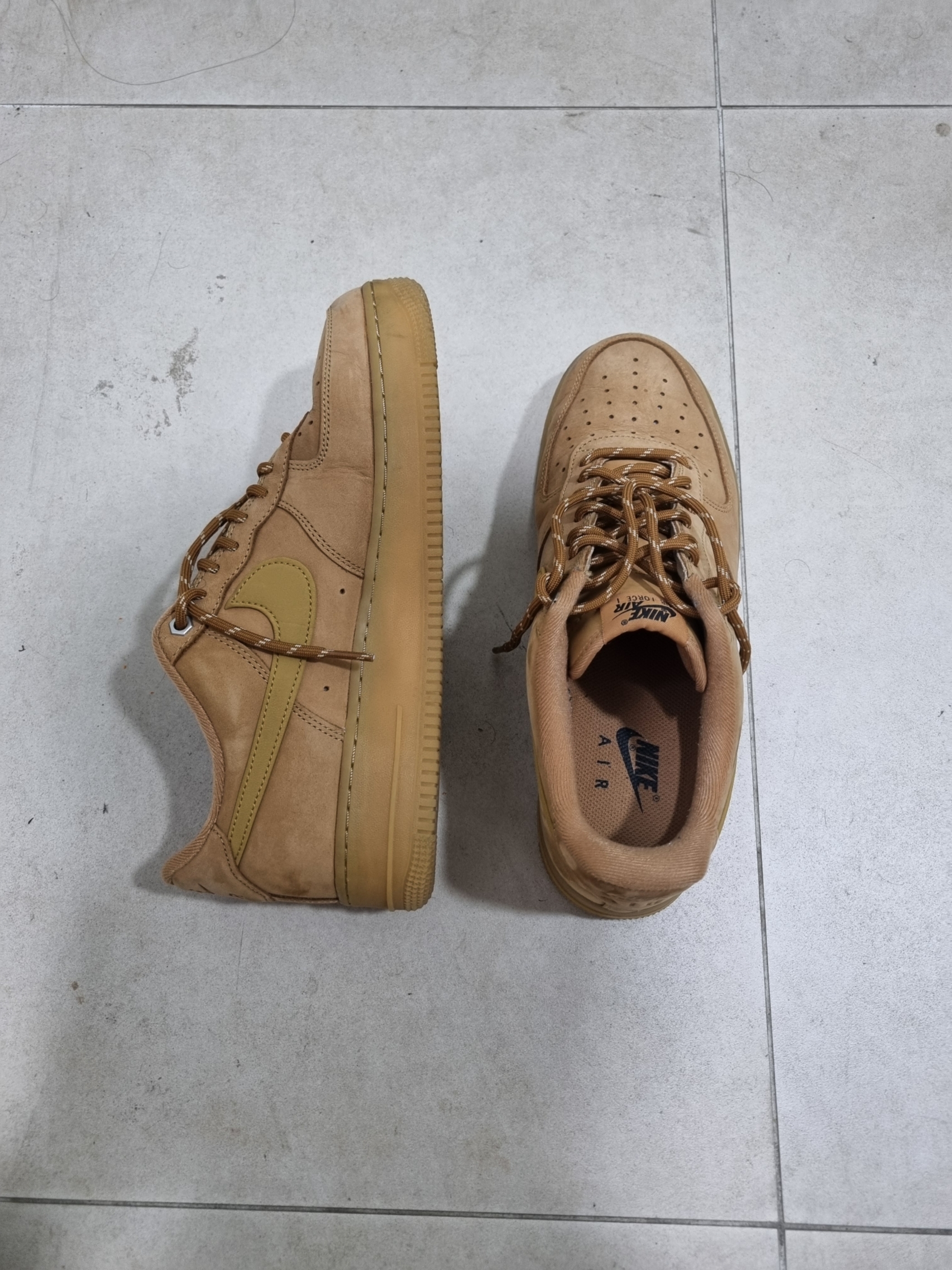 Nike Air Force 1 '07 WB Flax 착용 스타일 - 2