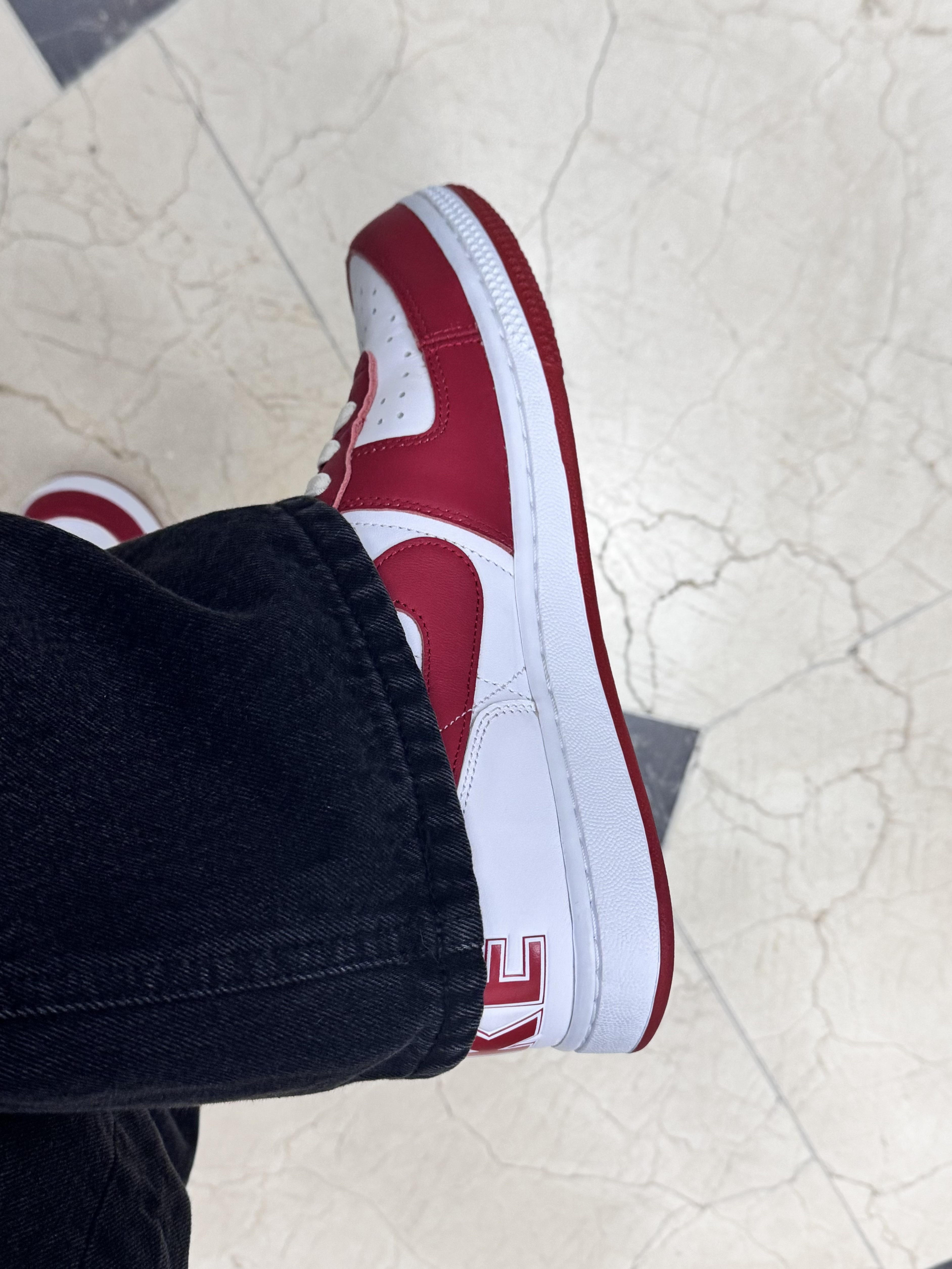 Nike Terminator High University Red and White 착용 스타일