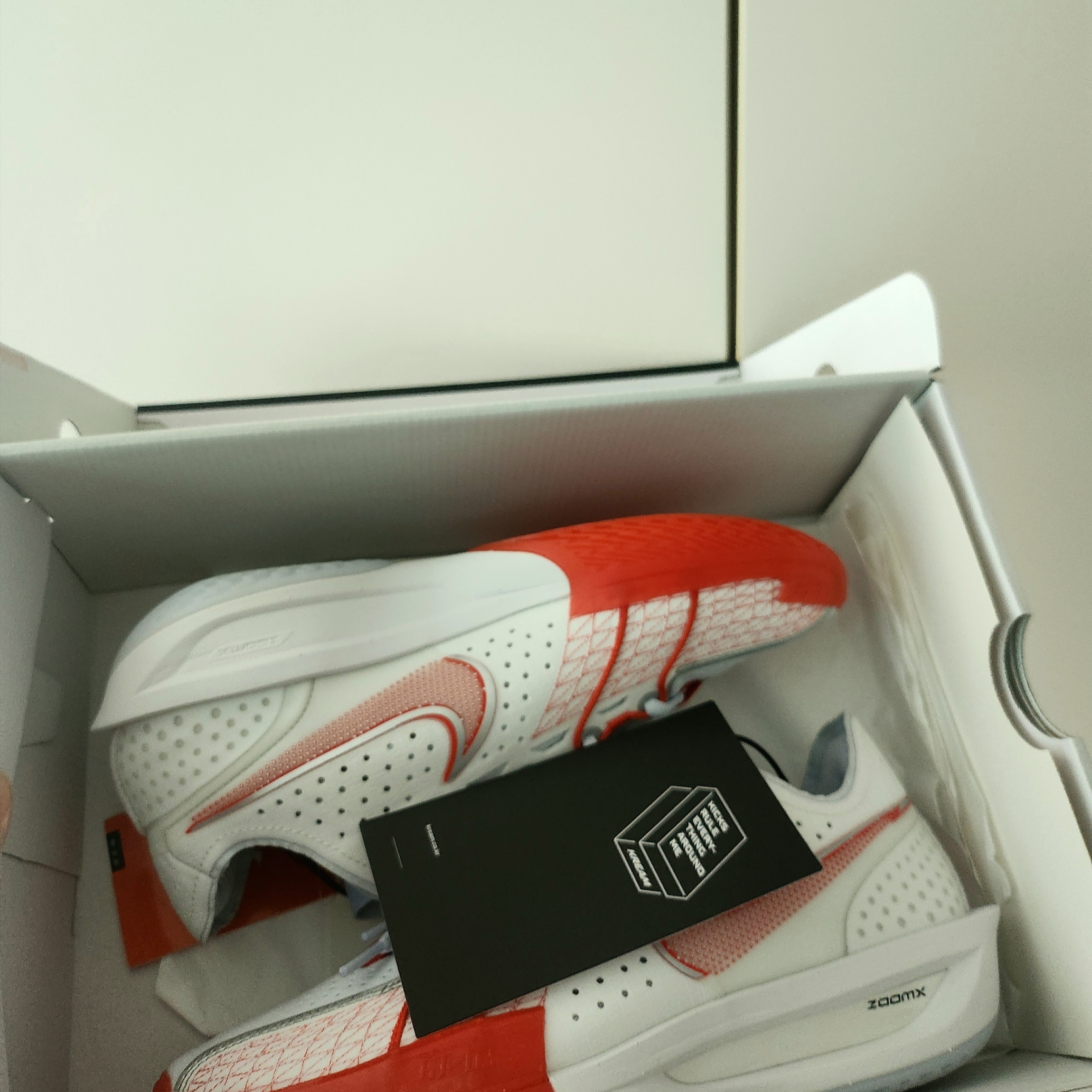 Nike Air Zoom GT Cut 3 EP Summit White Picante Red 착용 스타일