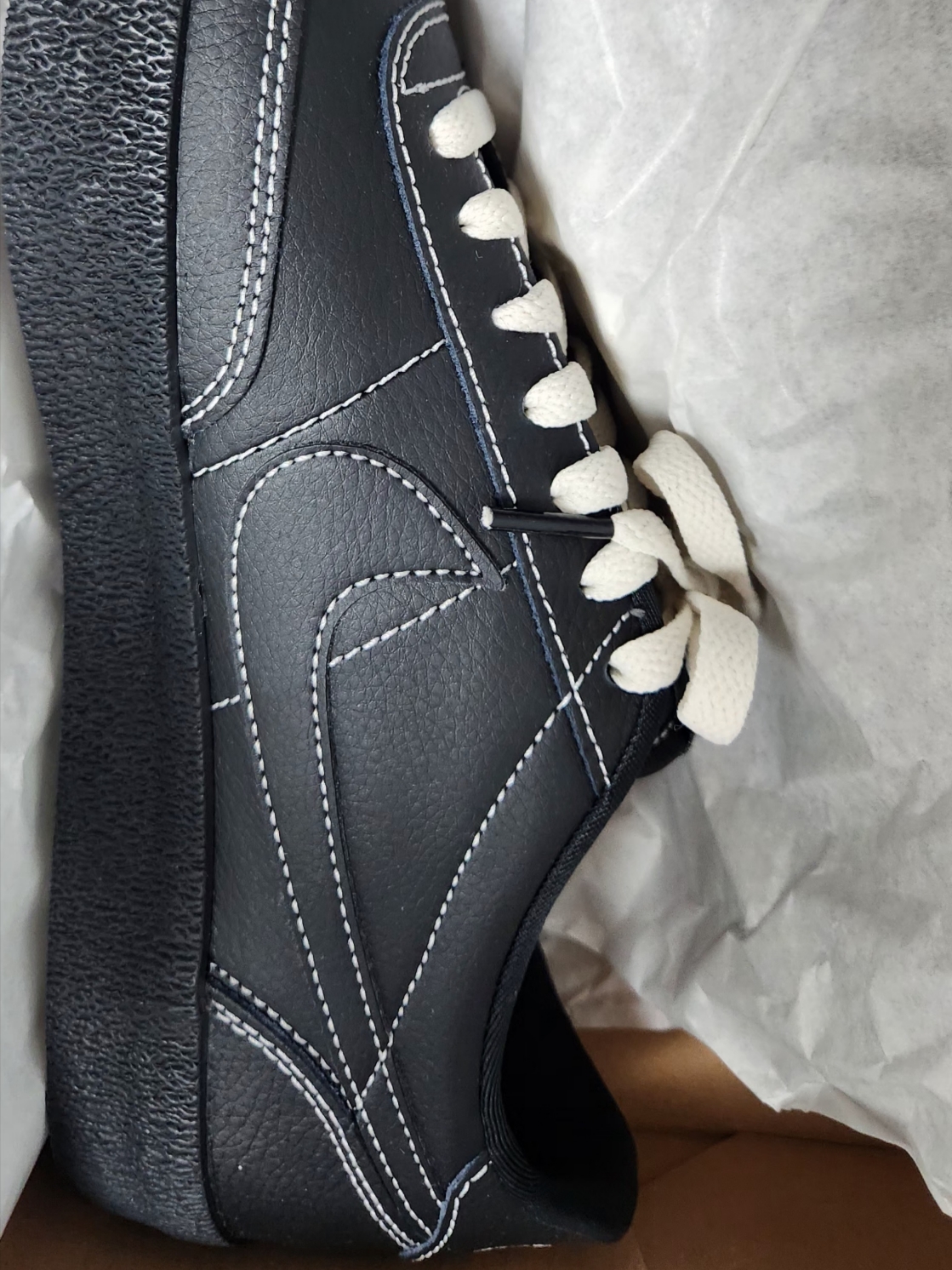 Nike Killshot 2 Black Phantom 착용 스타일