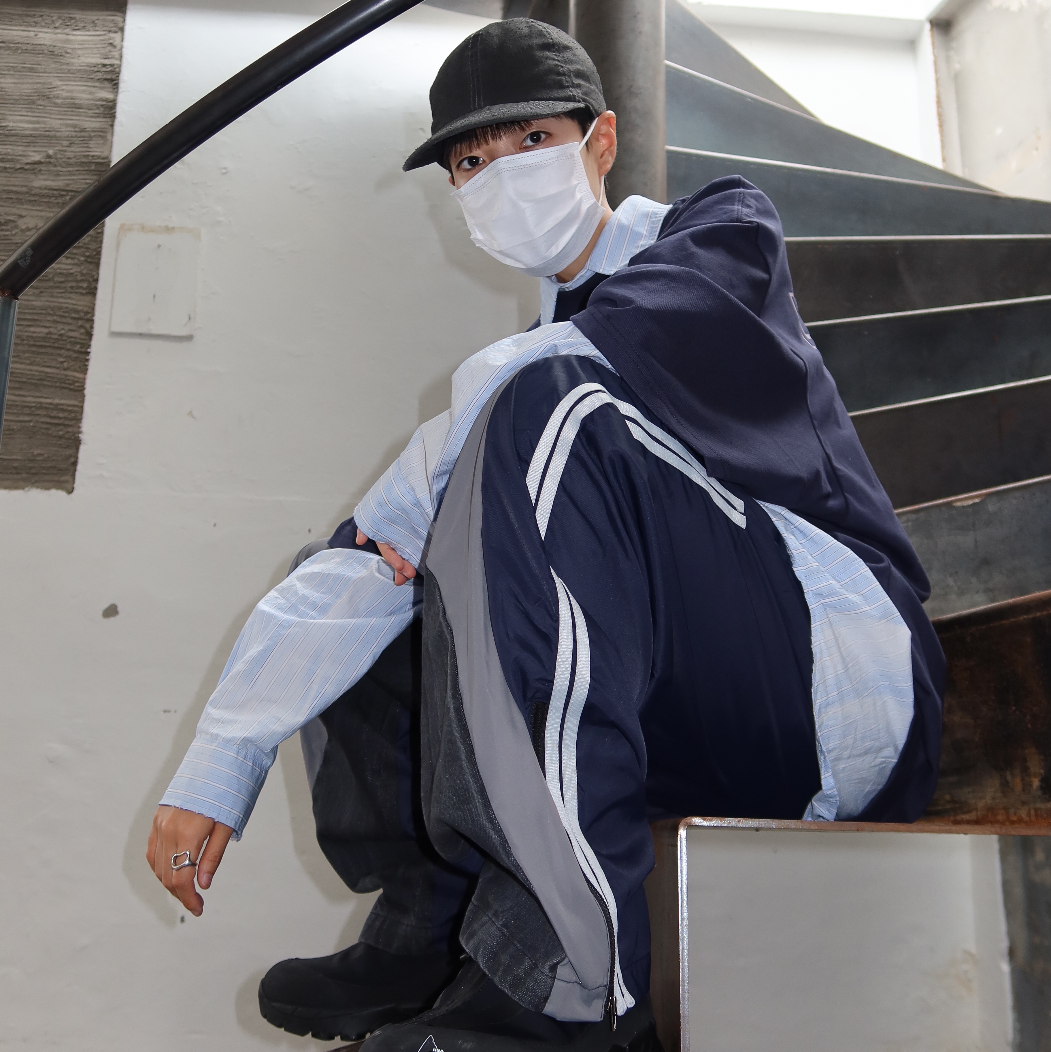 Civision by CSC City Lives 81 T-Shirt Navy, Civision by CSC Hybrid Track Pants Ver.2 착용 스타일 - 3