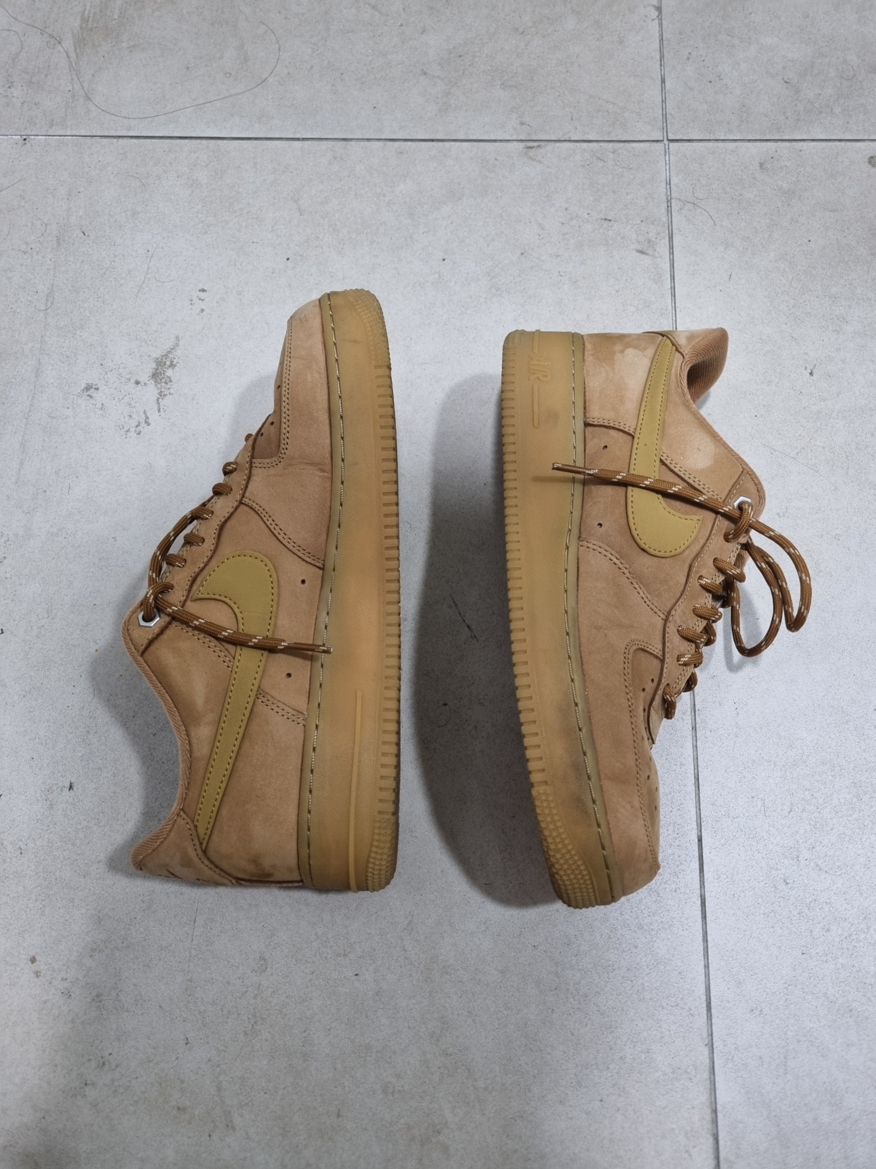 Nike Air Force 1 '07 WB Flax 착용 스타일 - 3