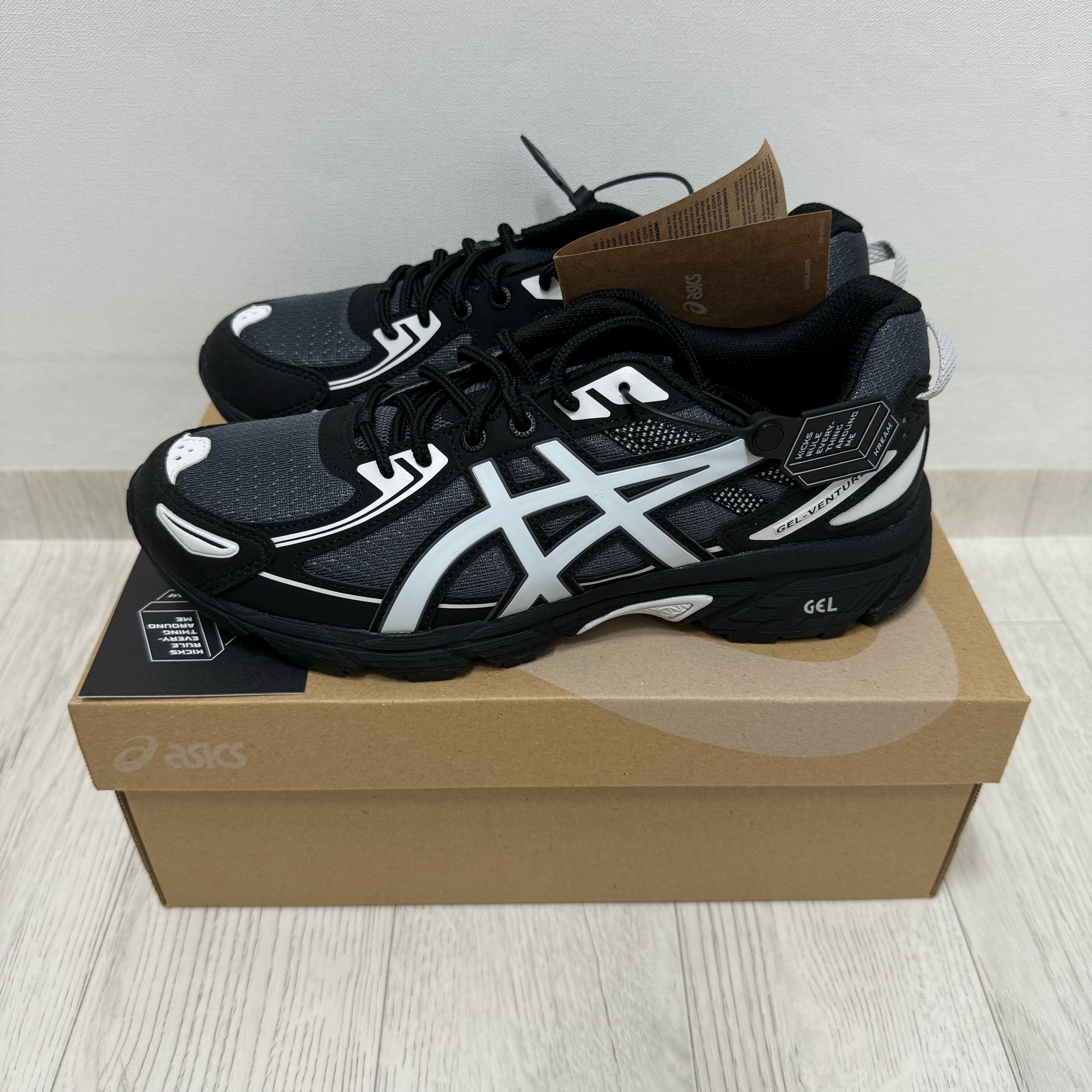 Asics Gel-Venture 6 Carrier Grey 착용 스타일 - 2