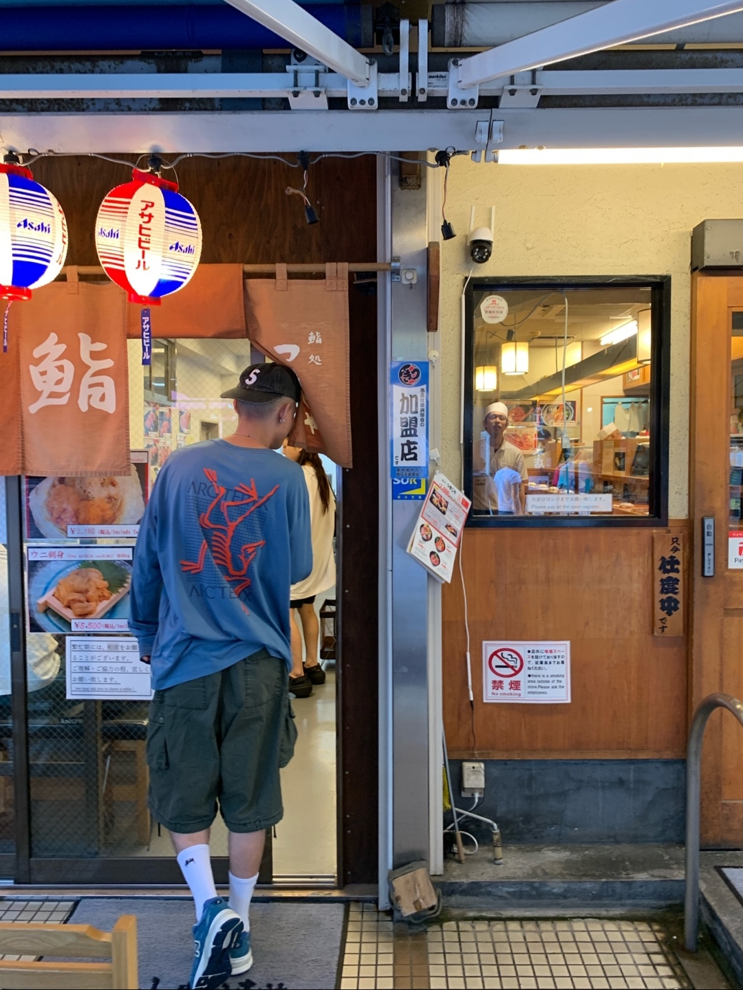 Arc'teryx Arc'Multi Bird Logo LS T-Shirt Stone Wash, New Balance x Levi's 990v3 Blue (Levi's Tag) 착용 스타일