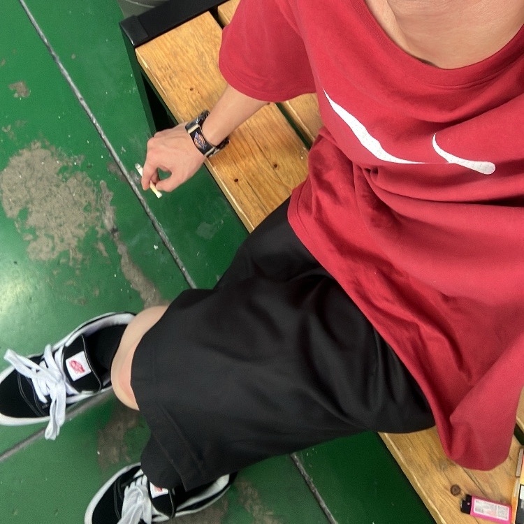 Vans Knu-Skool Black True White, Dickies Loose Fit 13 Inch Flat Front Work Shorts Black 착용 스타일