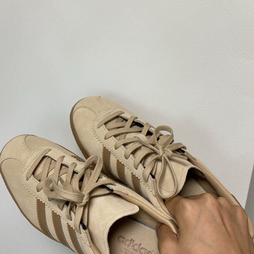 Adidas Stadt Magic Beige 착용 스타일 - 3
