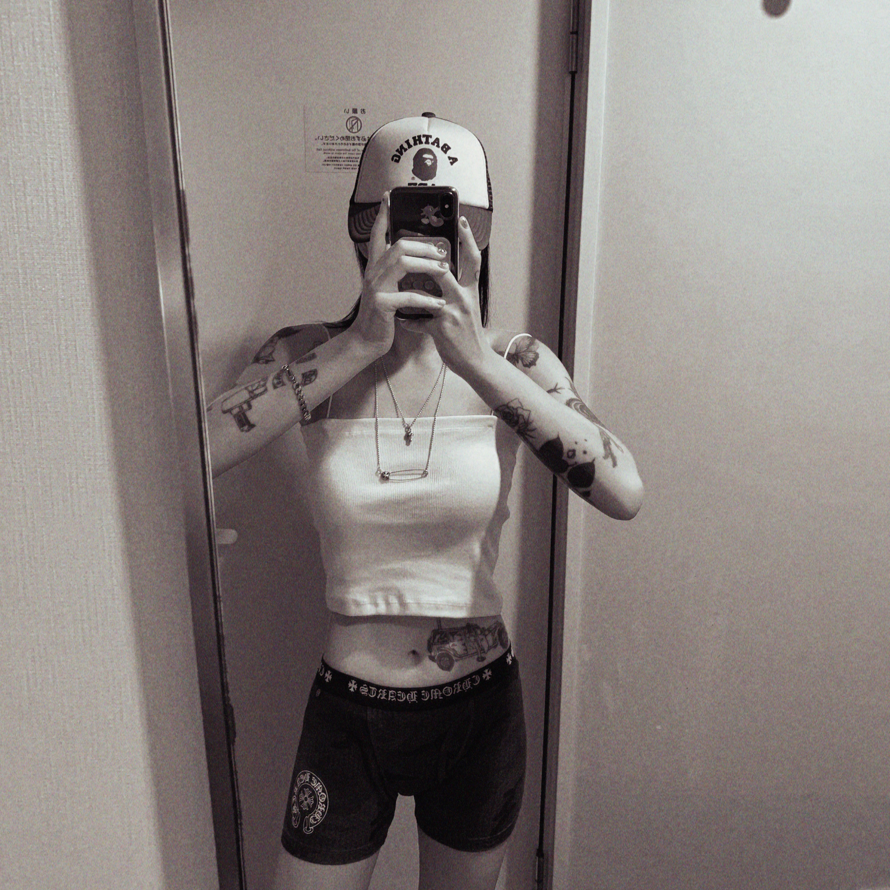 Chrome Hearts Boxer Brief Camo, BAPE College Mesh Cap Black 착용 스타일