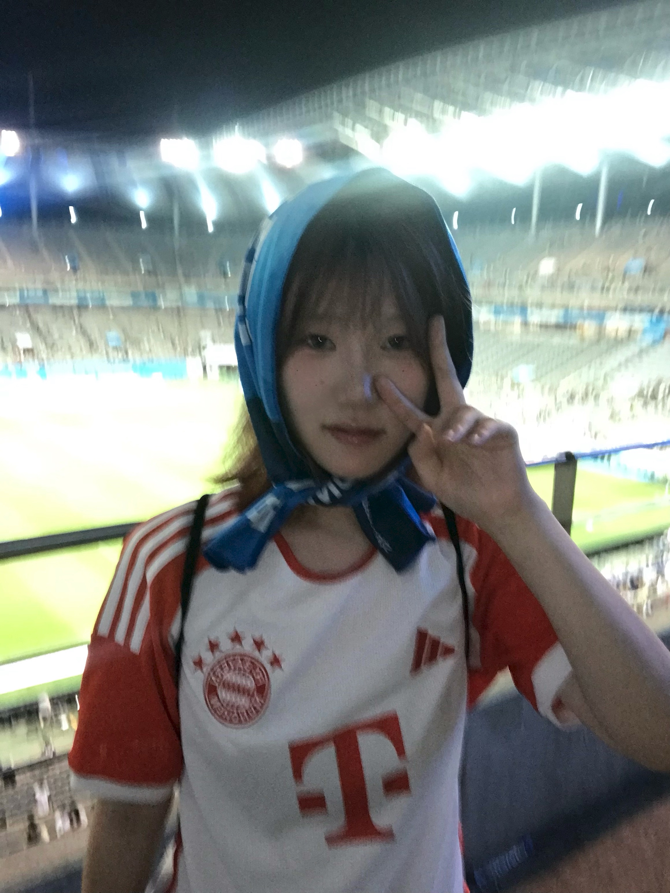 Adidas Bayern Munchen 2023/24 Home Jersey White Red - KR Sizing (Non Marking Ver.), Nike Dunk Low SP White and University Red 2023 착용 스타일 - 2
