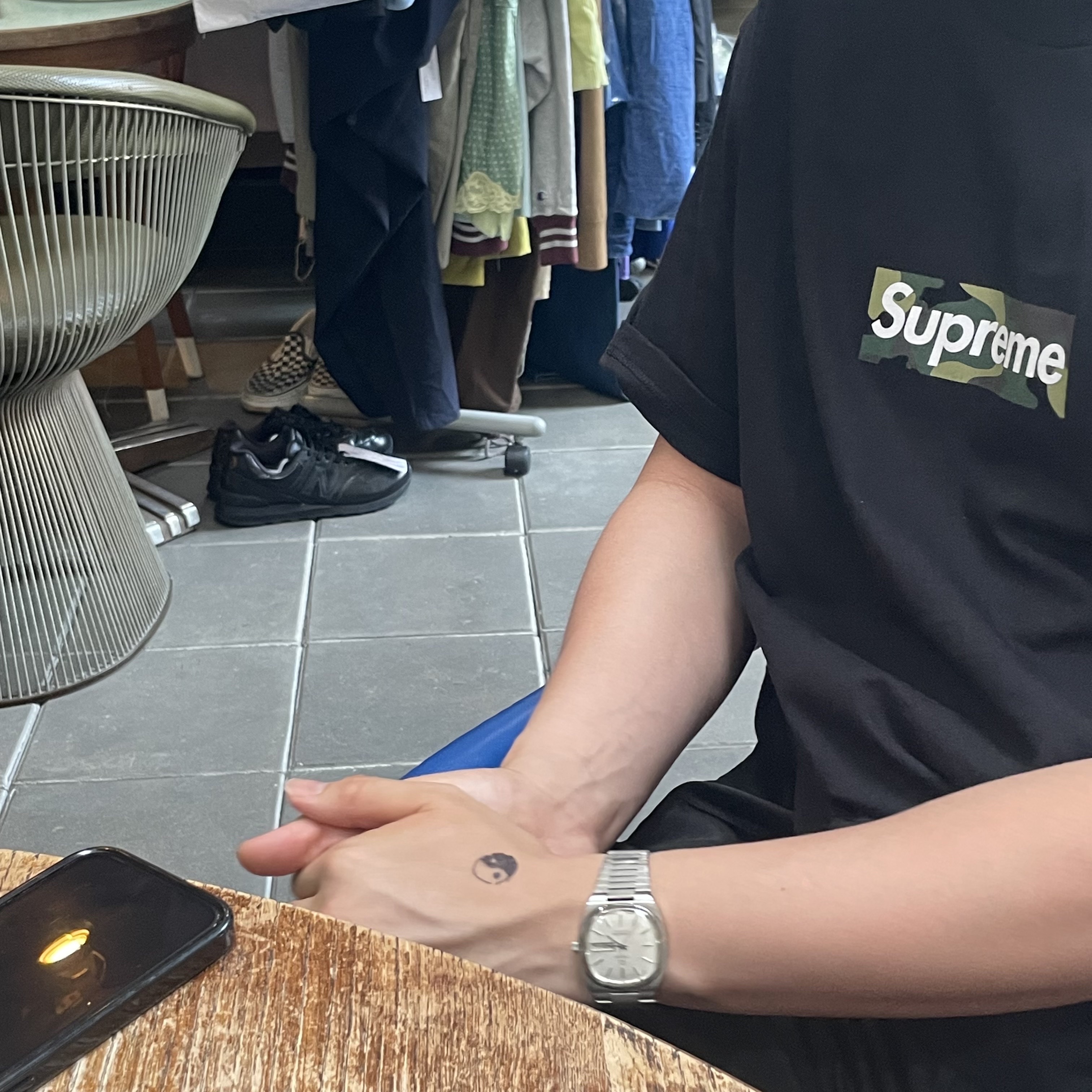 Supreme Box Logo T-Shirt Black - 23FW 착용 스타일