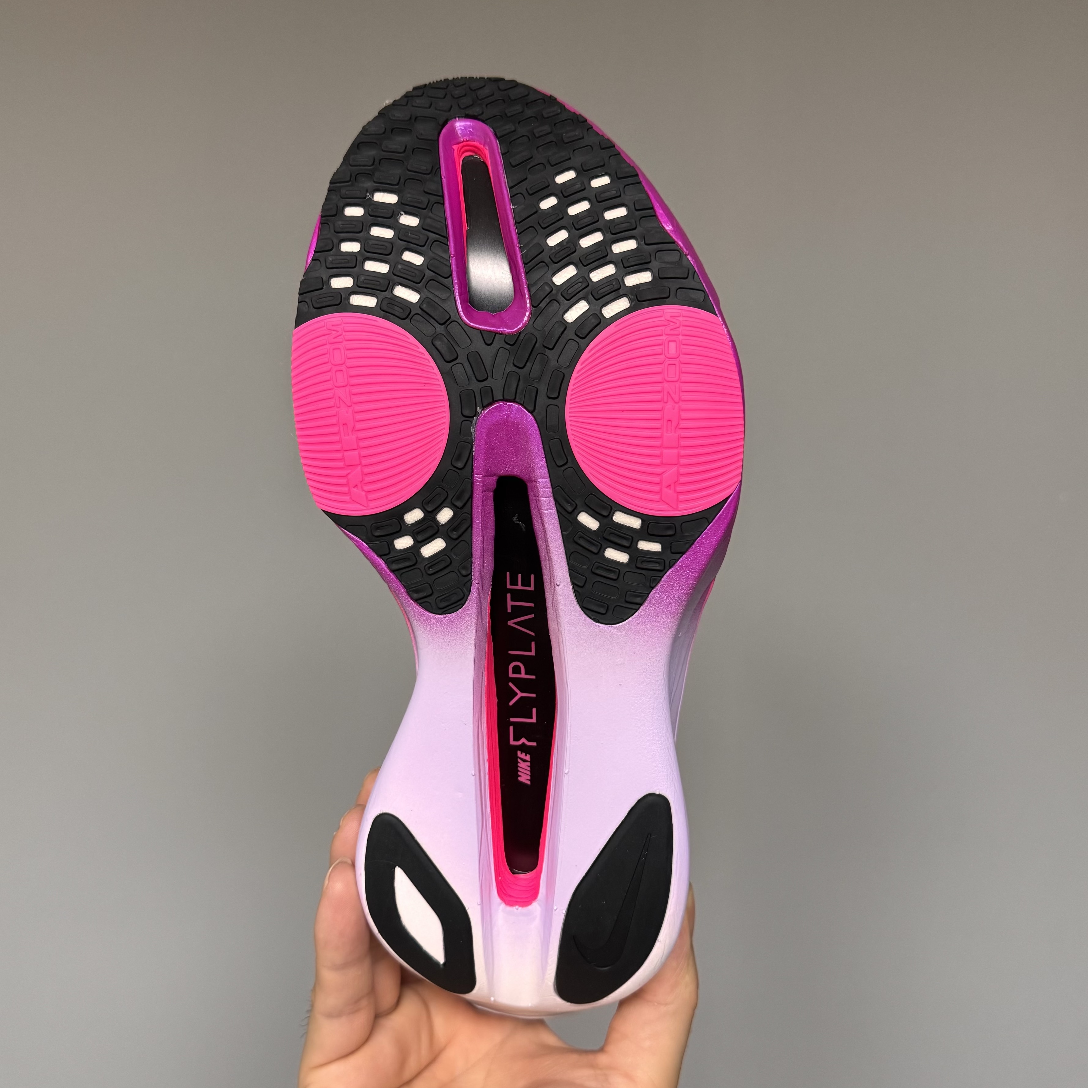Nike Air Zoom Alphafly Next% 3 Hyper Pink 착용 스타일 - 6