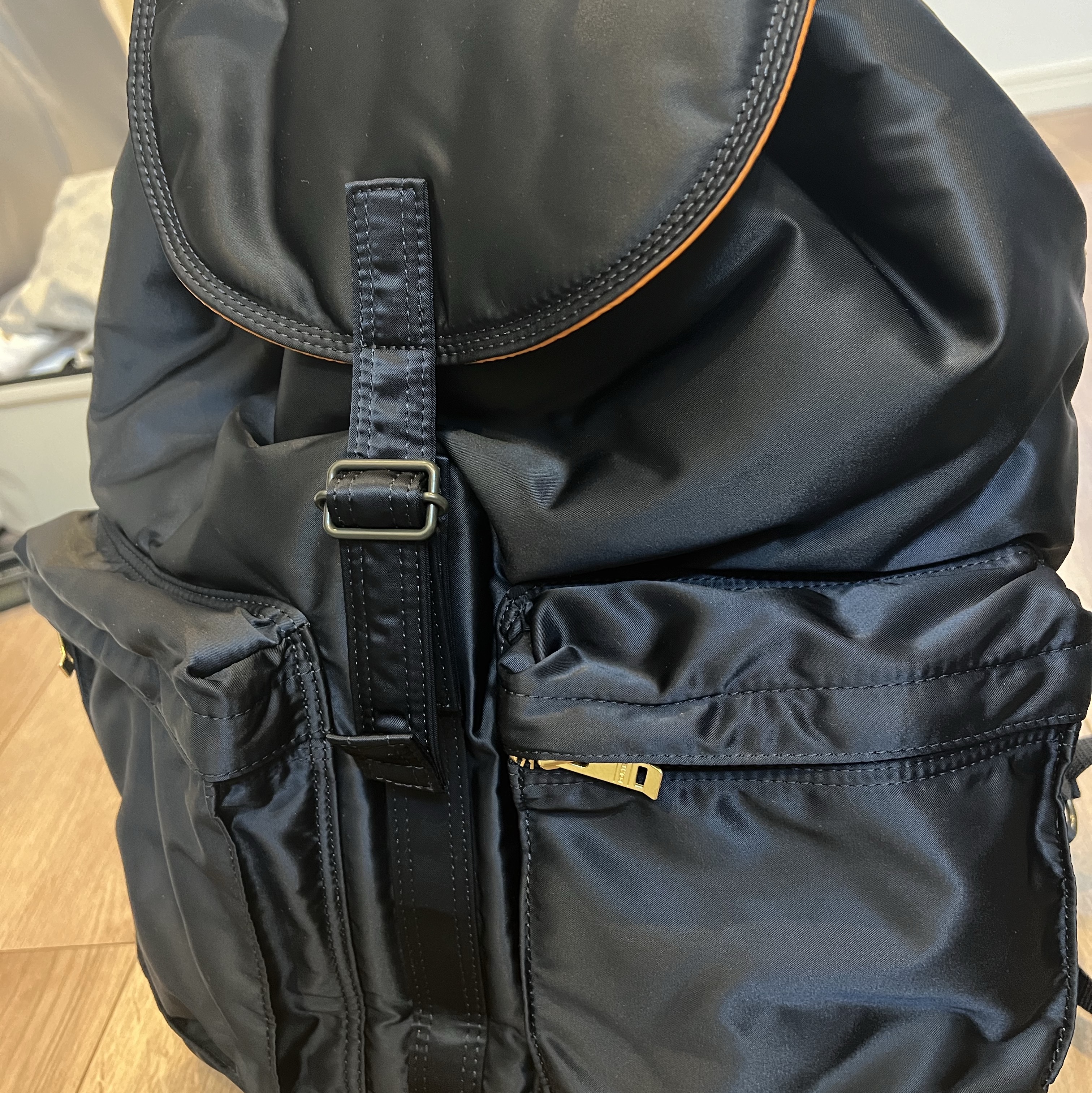 Porter All New Tanker Rucksack Iron Blue 착용 스타일