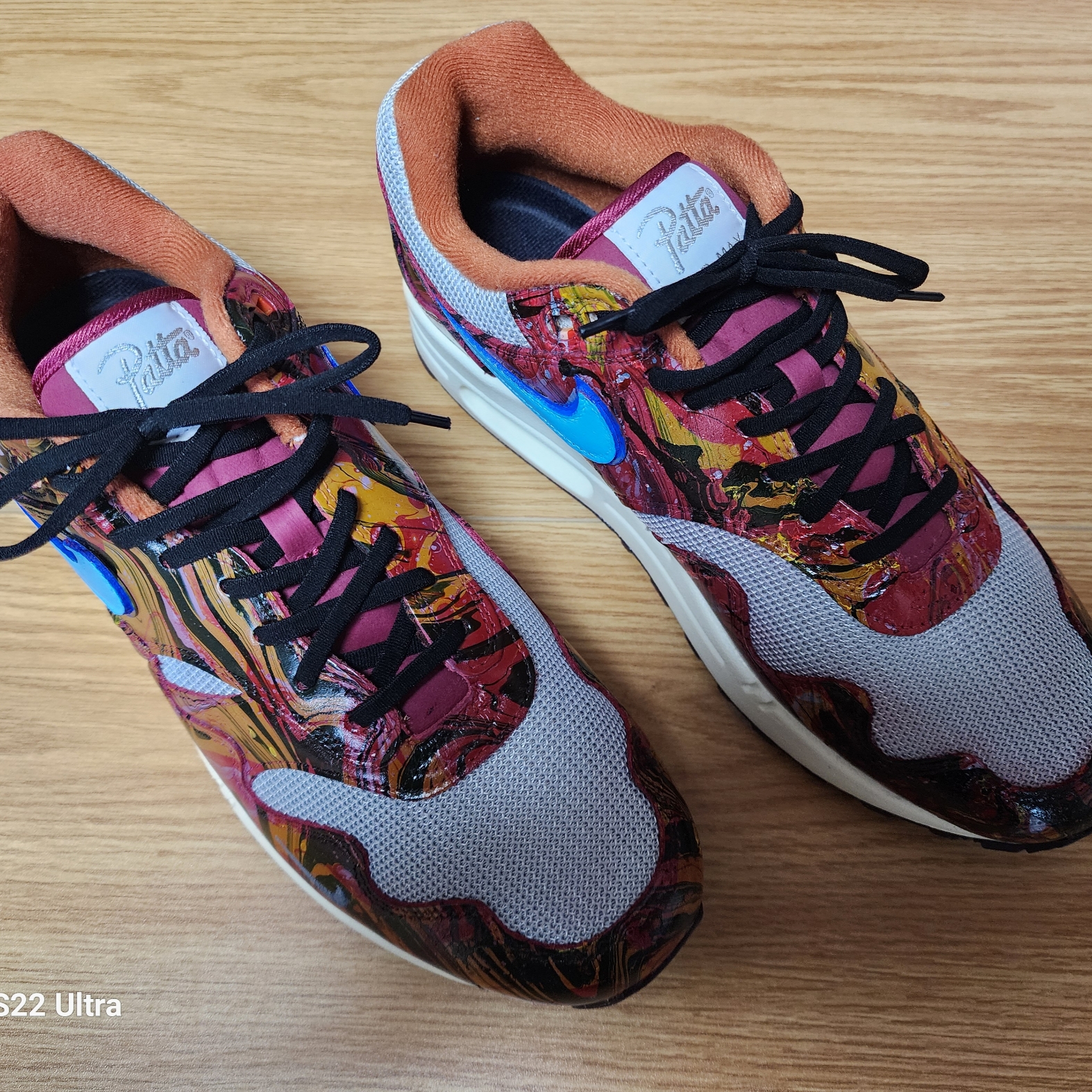 Nike x Patta Air Max 1 Night Maroon 착용 스타일 - 2