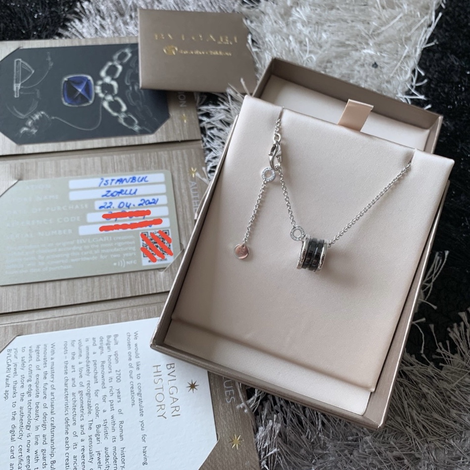Bulgari Save The Children Necklace Sterling Silver Black Ceramic 착용 스타일 - 2