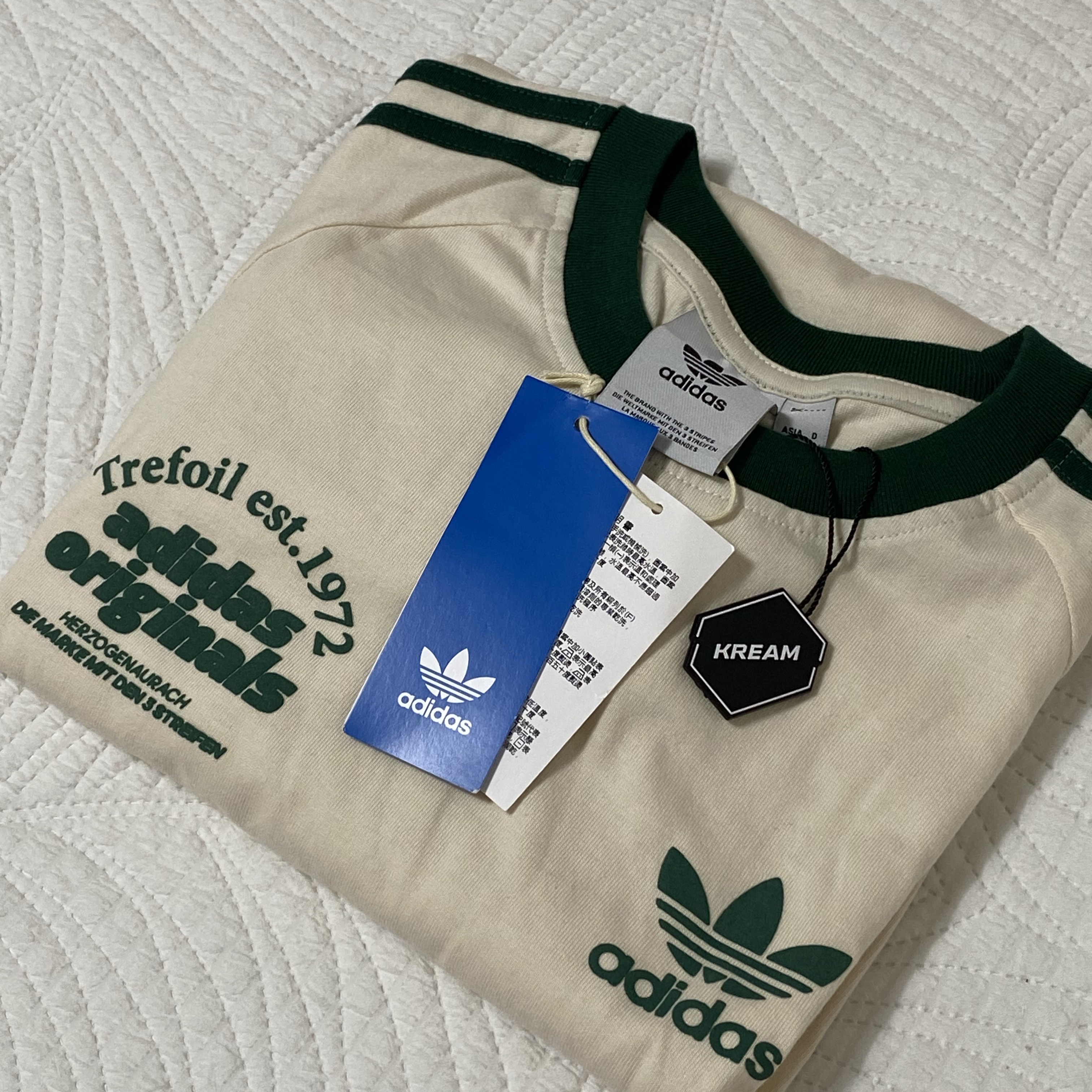 Adidas Sport Graphic Cali T-Shirt Wonder White - KR Sizing 착용 스타일 - 1