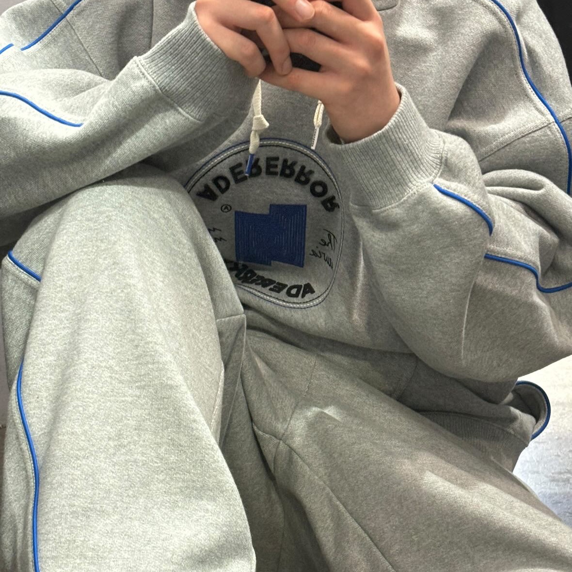 Converse x Ader Error Shapes Pullover Hoodie Vintage Grey Heather, Converse x Ader Error Shapes Pants Vintage Grey Heather 착용 스타일
