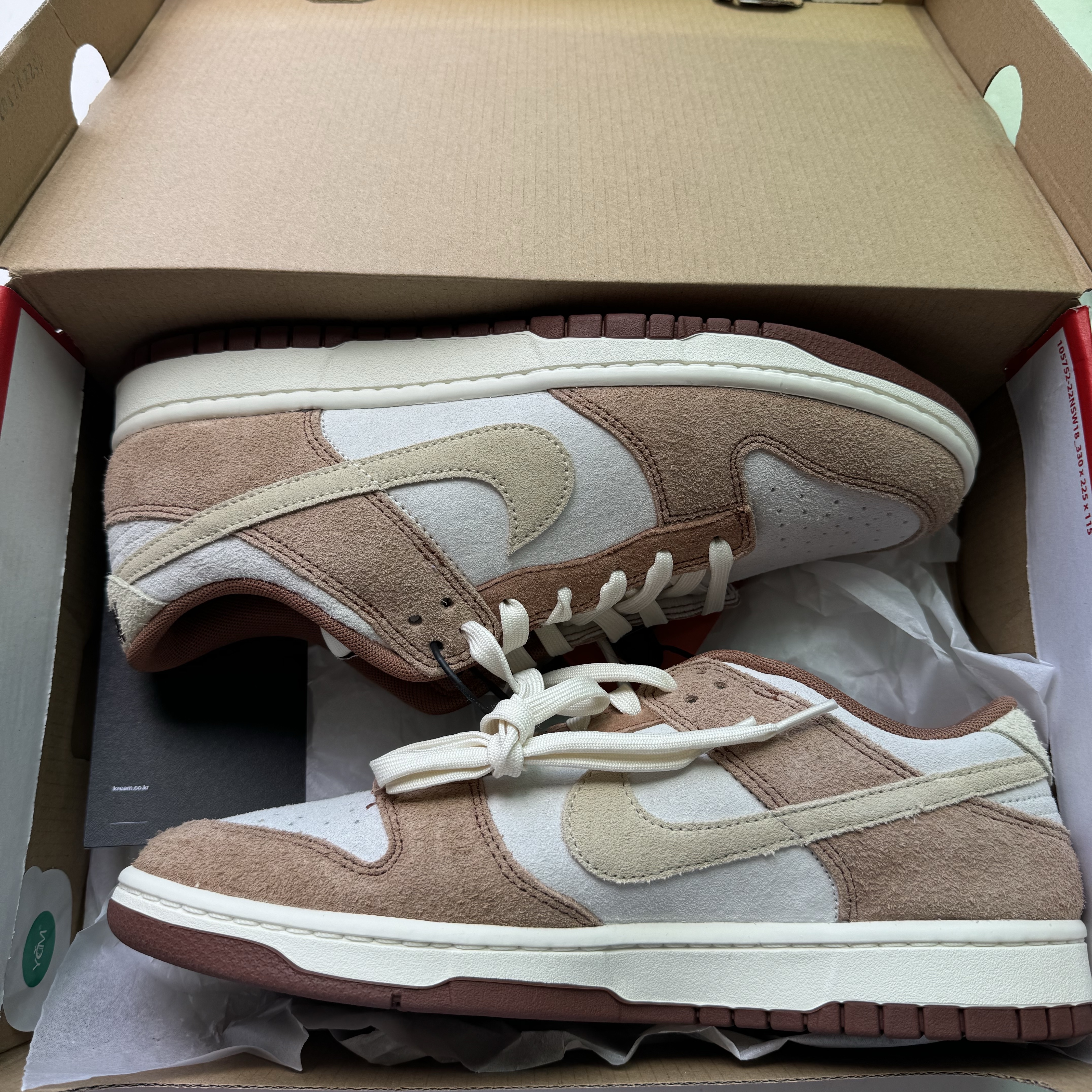 Nike Dunk Low Pro Premium Medium Curry 착용 스타일