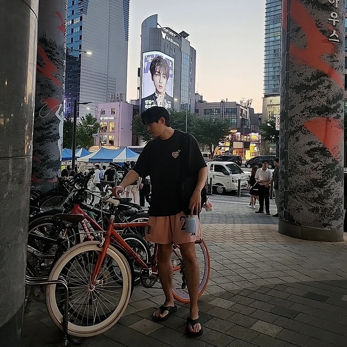 Human Made Graphic T-Shirt #1 3 Black, Oofos OOriginal Black 착용 스타일 - 2