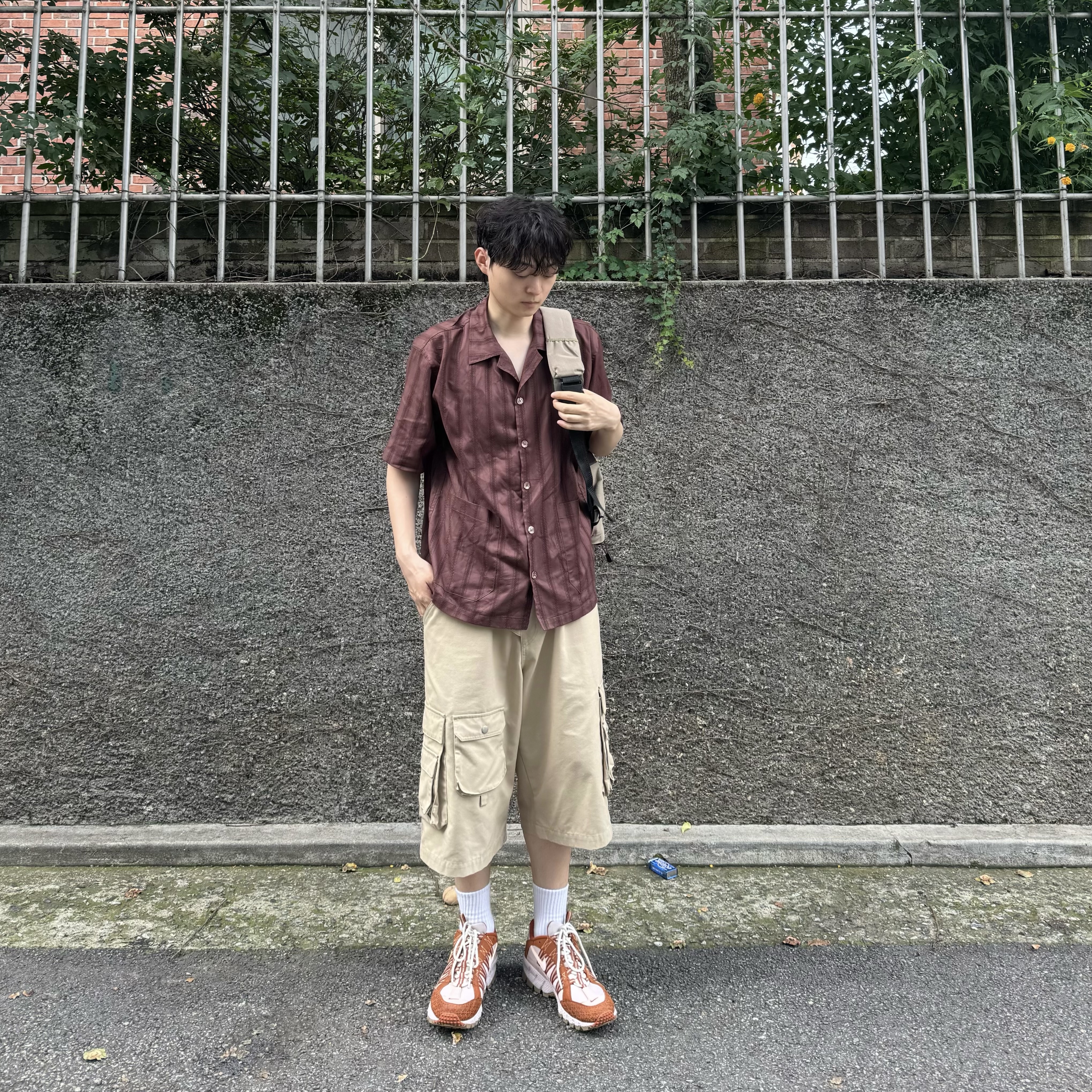 Nike Air Humara Future Movement Dark Russet 착용 스타일 - 4