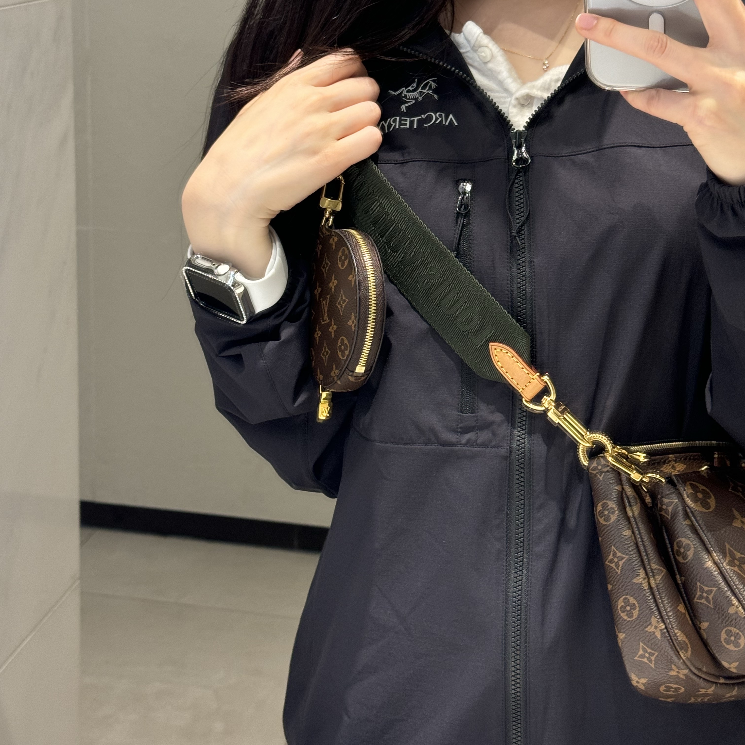 (W) Arc'teryx Squamish Hoody Black, Louis Vuitton Multi Pochette Accessoires Monogram Khaki 착용 스타일