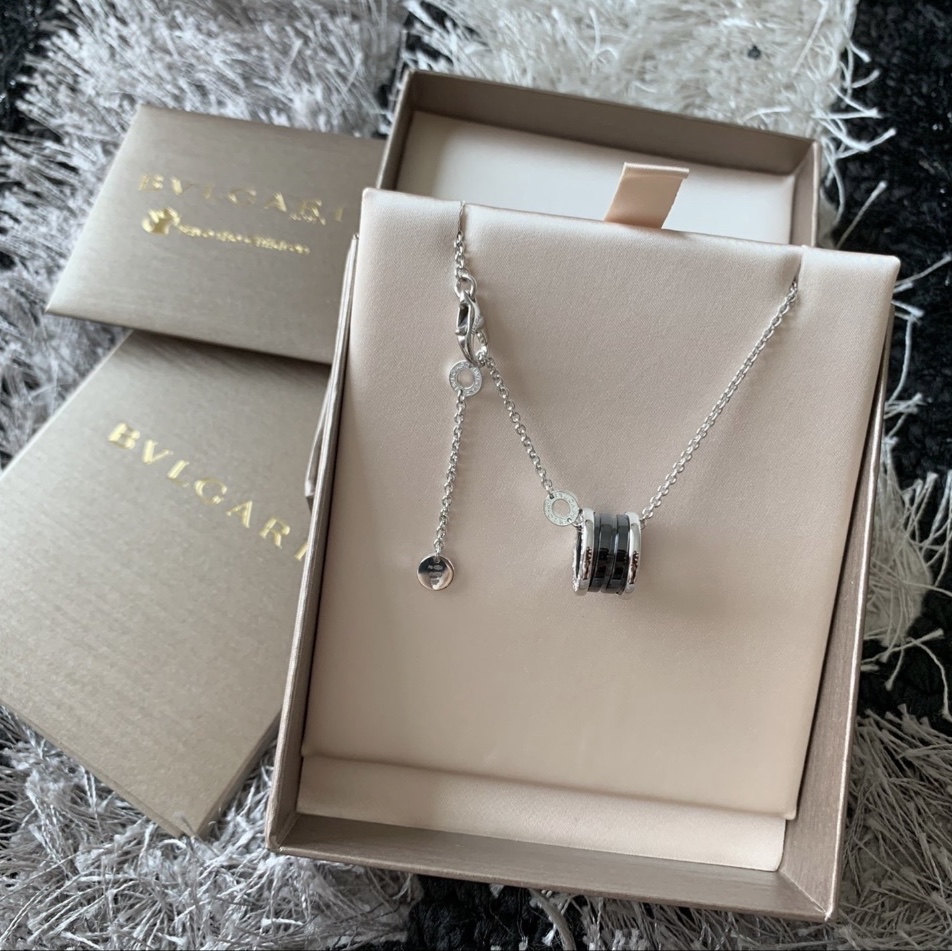 Bulgari Save The Children Necklace Sterling Silver Black Ceramic 착용 스타일 - 1