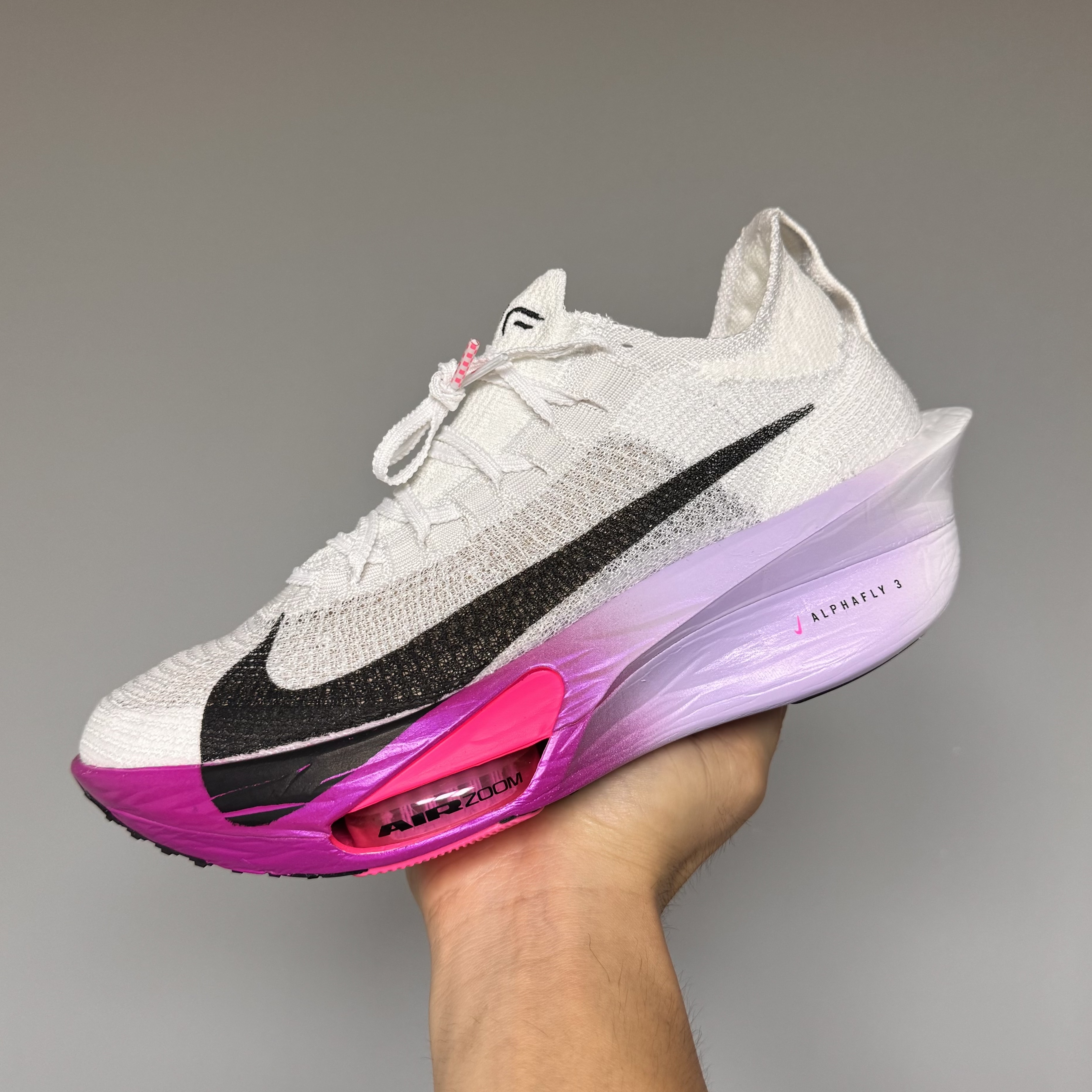 Nike Air Zoom Alphafly Next% 3 Hyper Pink 착용 스타일 - 2