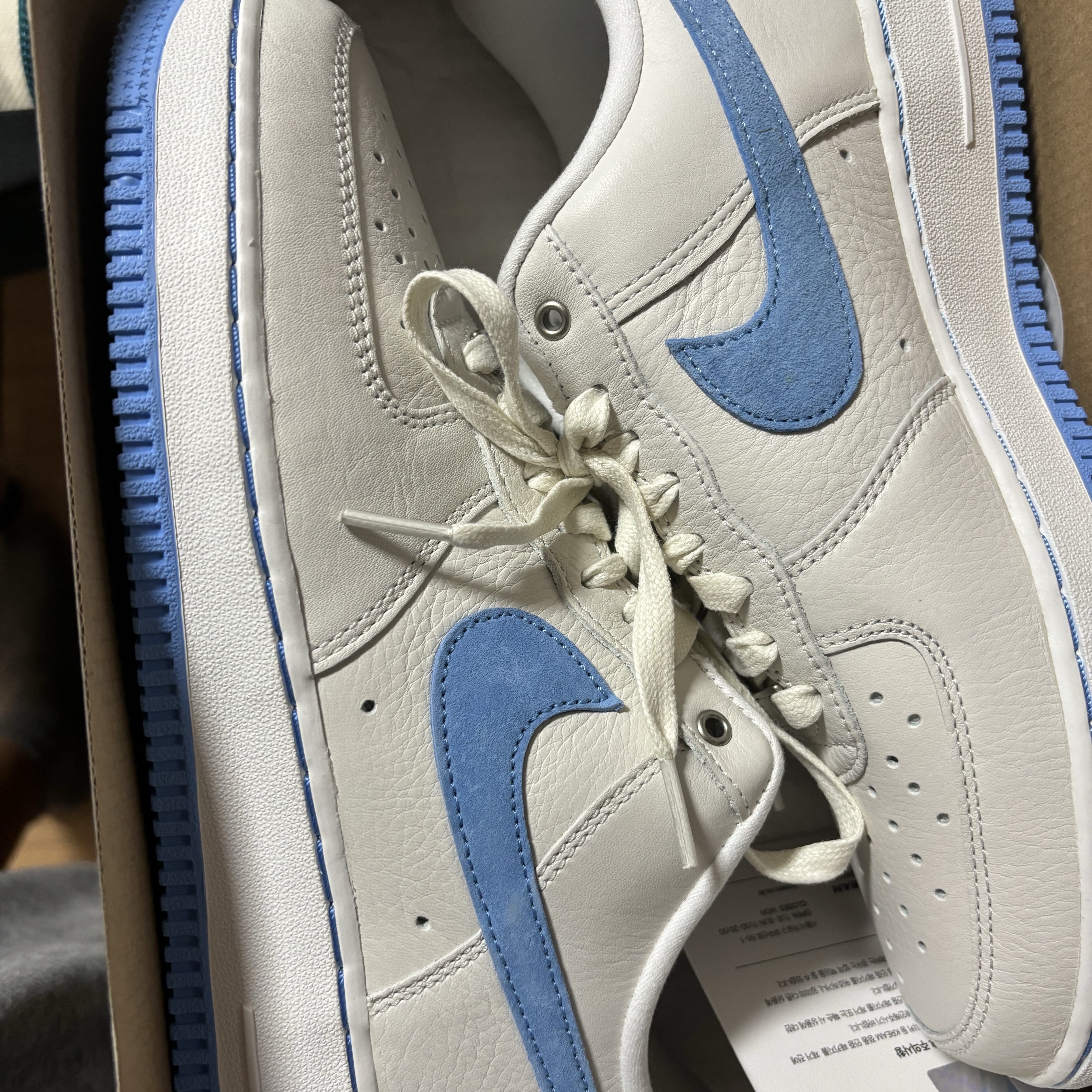 (W) Nike Air Force 1 LXX University Blue 착용 스타일