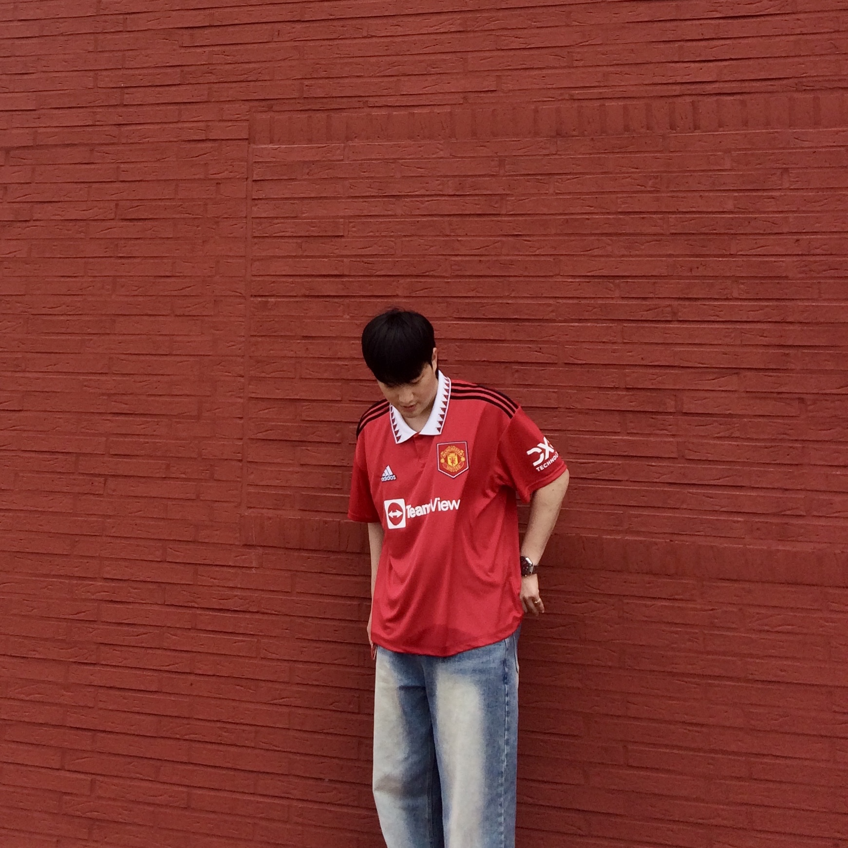 Adidas Manchester United 2022/23 Home Jersey Real Red - US Sizing (Non Marking Ver.), Puma Speedcat OG Red White 착용 스타일 - 1