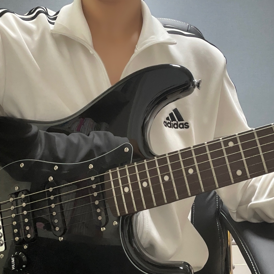 Adidas 3S Regular Fit Double Knit Track Top White - KR Sizing, Casio MTP-M305D-7AV 착용 스타일