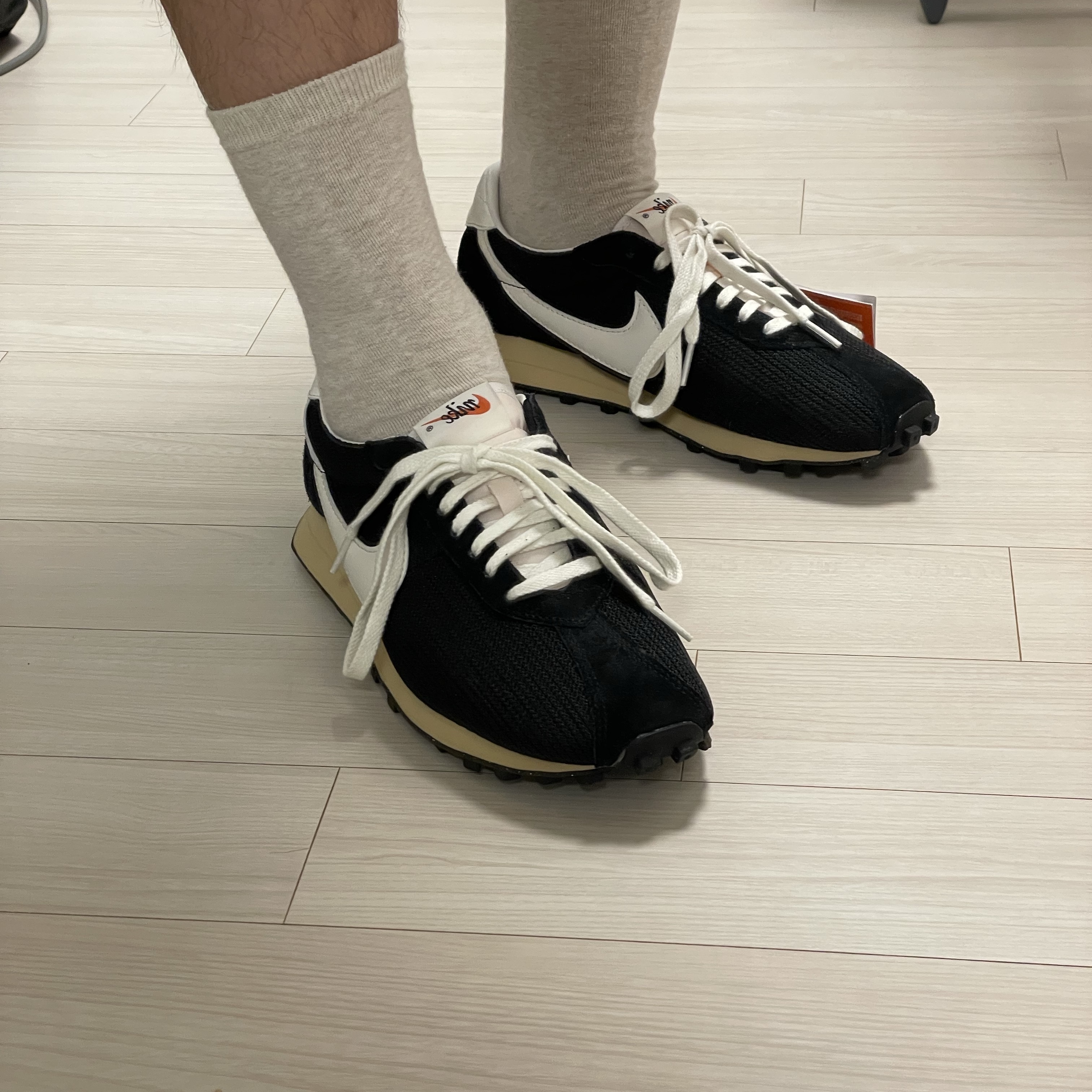 Nike LD-1000 SP Black and Sail 착용 스타일 - 4