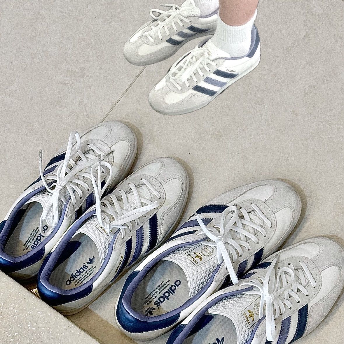 Adidas Gazelle Indoor Core White Preloved Ink 착용 스타일